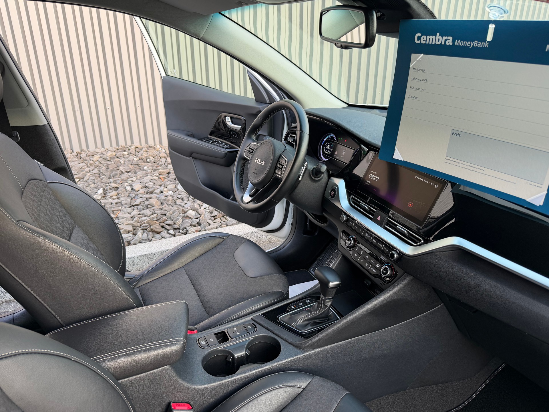 KIA Niro 1.6GDi Plug-in Hybrid Power DCT VÉHICULE SOIGNÉ-image-29
