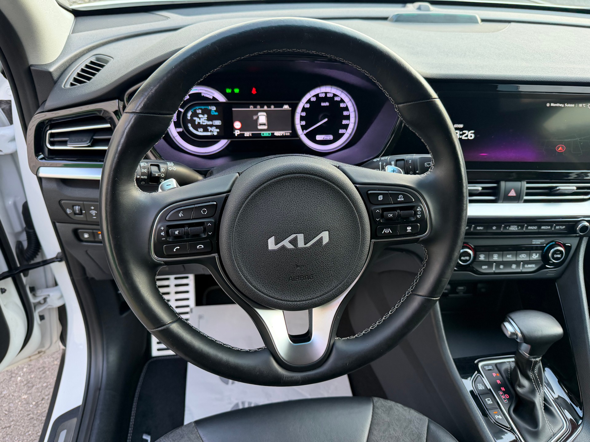 KIA Niro 1.6GDi Plug-in Hybrid Power DCT VÉHICULE SOIGNÉ-image-20