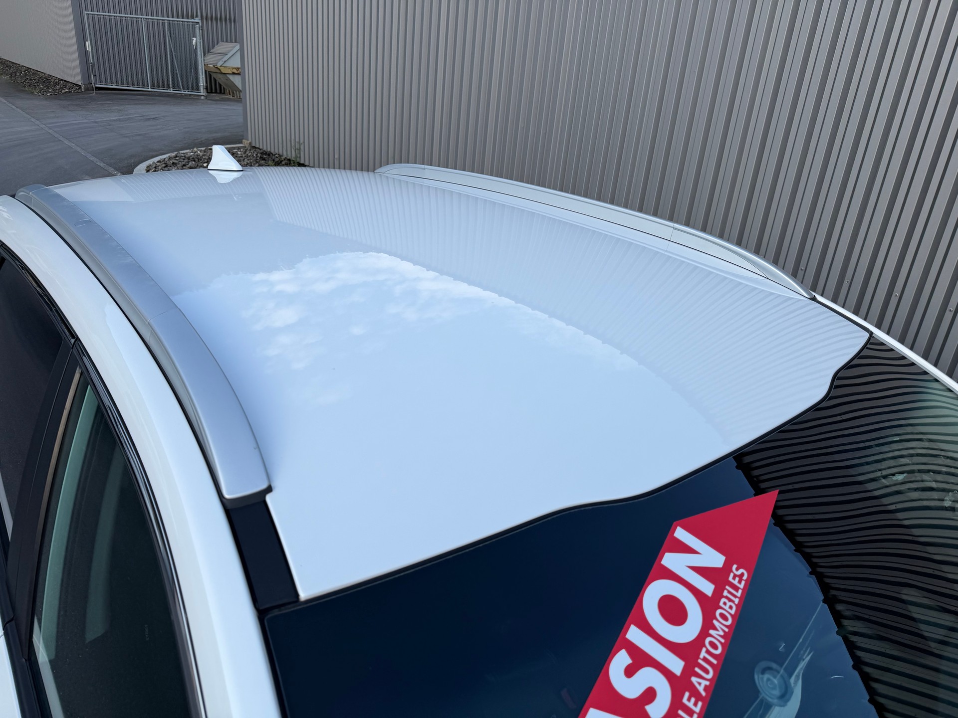 KIA Niro 1.6GDi Plug-in Hybrid Power DCT VÉHICULE SOIGNÉ-image-14