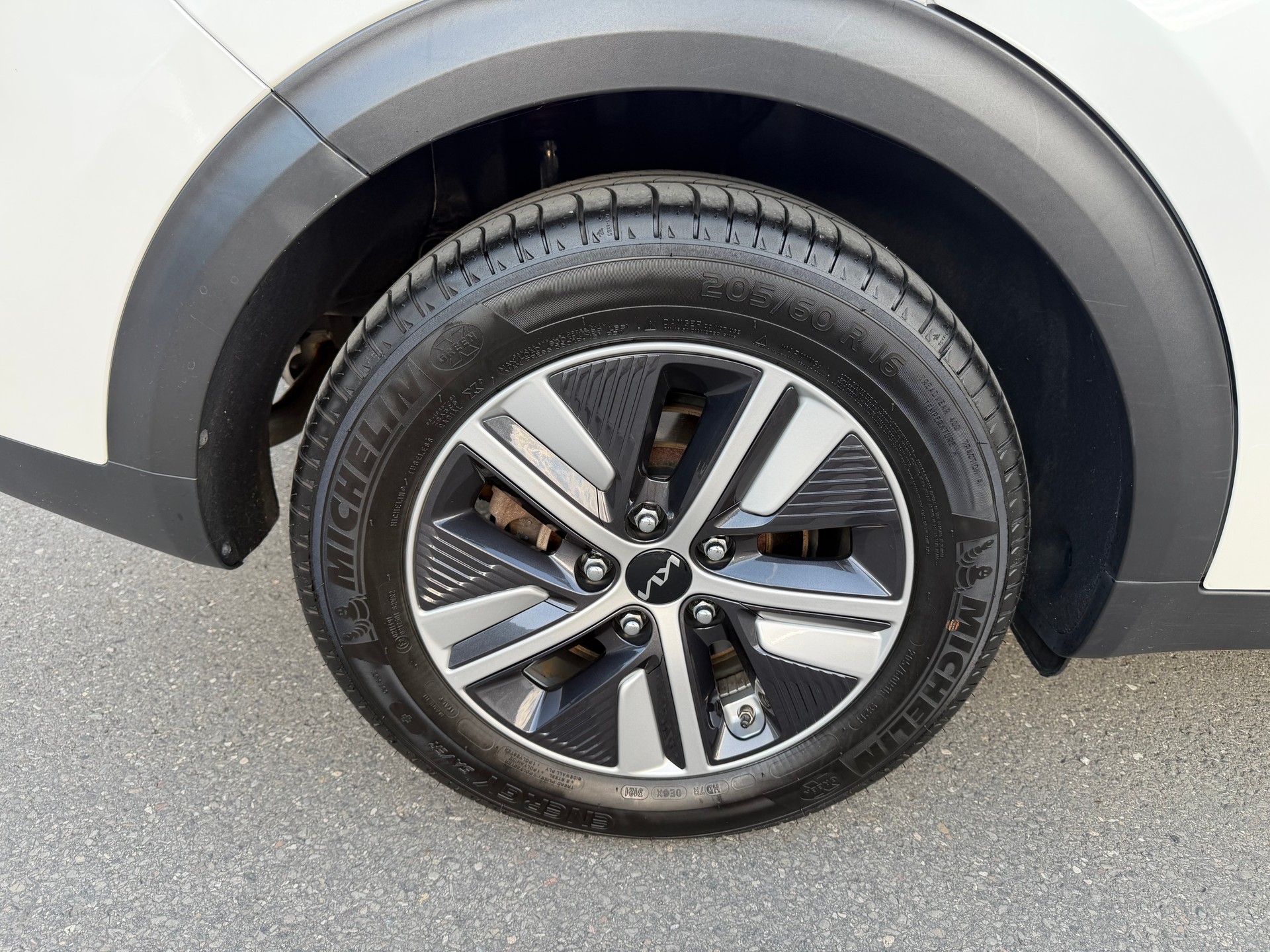 KIA Niro 1.6GDi Plug-in Hybrid Power DCT VÉHICULE SOIGNÉ-image-13