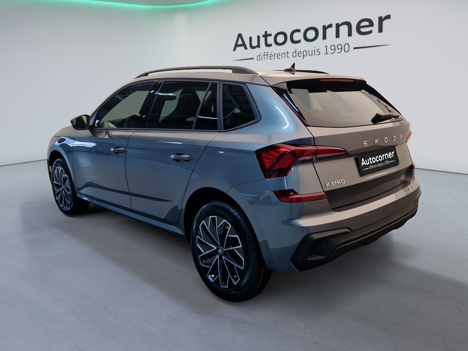 SKODA Kamiq 1.5 TSI Dynamic DSG-showroom-element-2