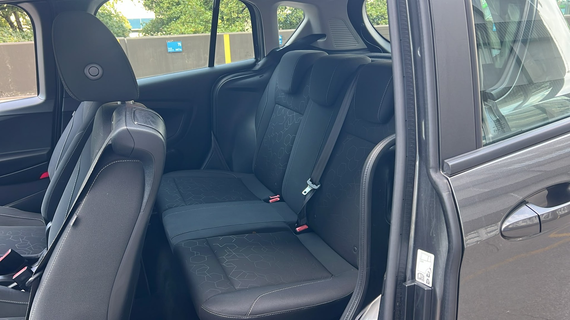 FORD B-Max 1.6 Ti-VCT Trend PowerShift-image-16