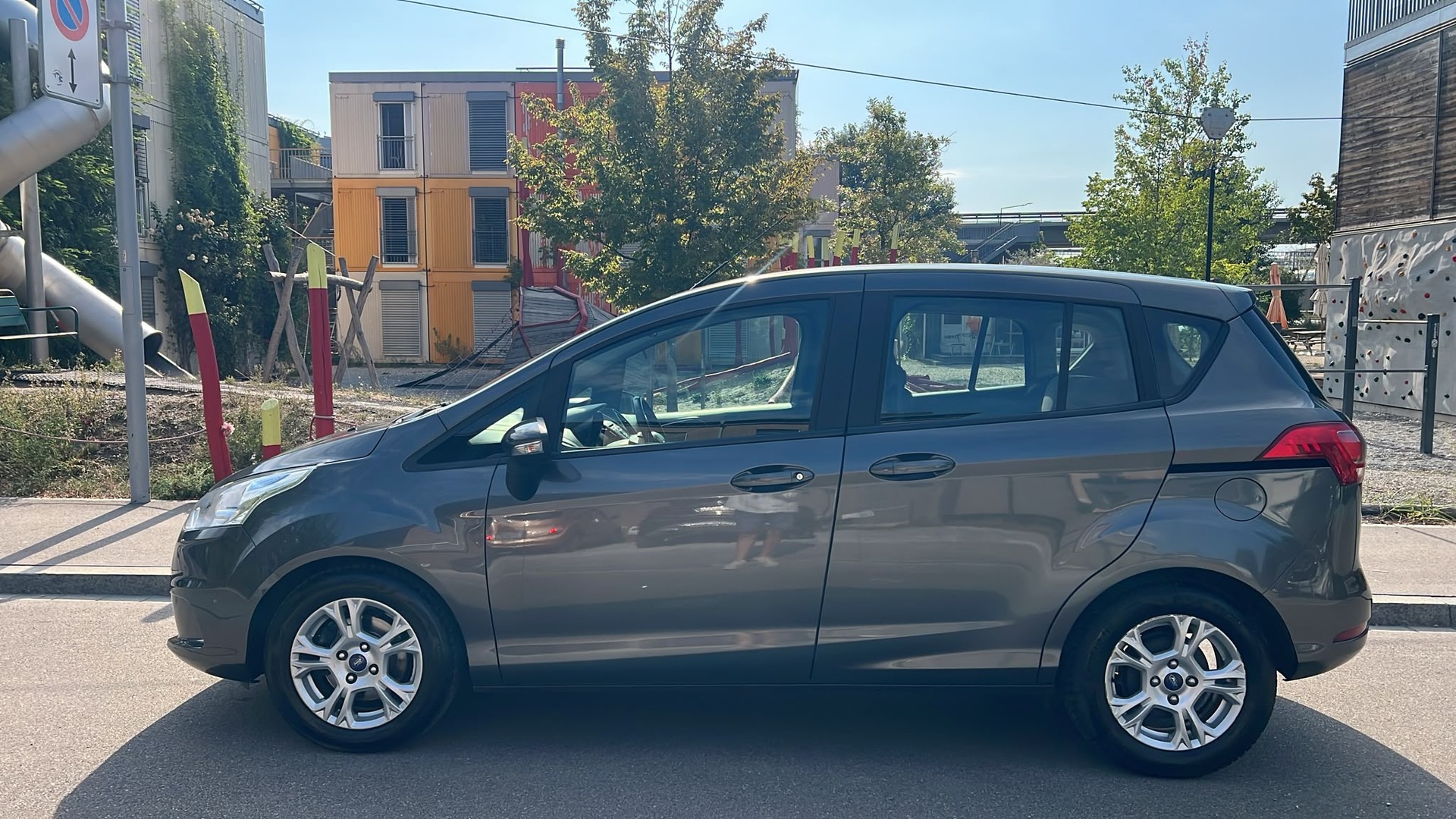 FORD B-Max 1.6 Ti-VCT Trend PowerShift-showroom-element-3