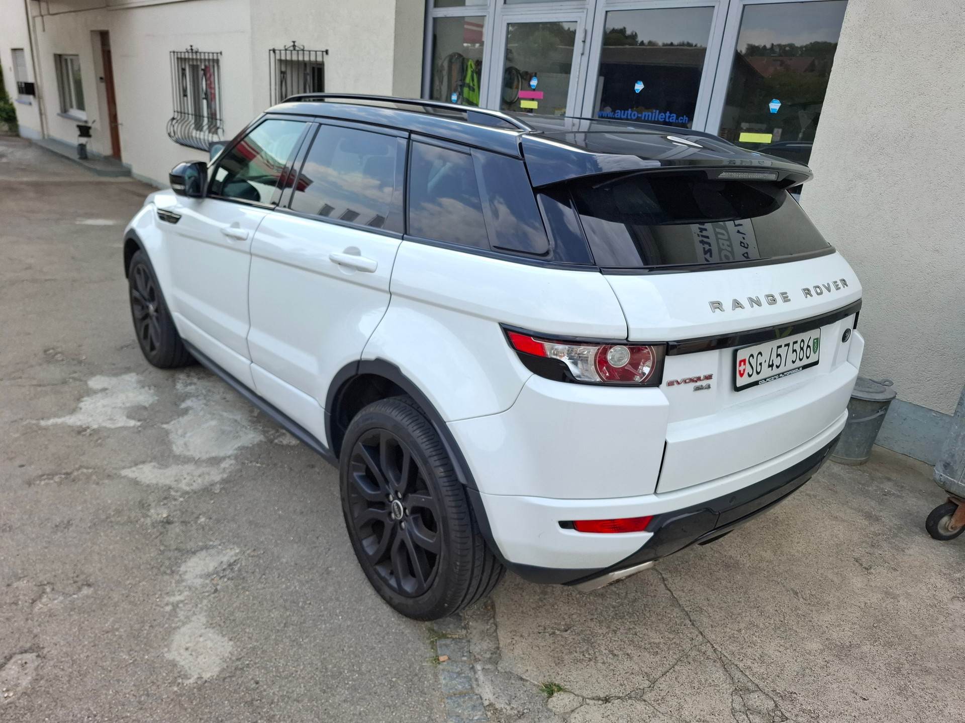 LAND ROVER Range Rover Evoque 2.0 Si4 Dynamic AT6-image-11