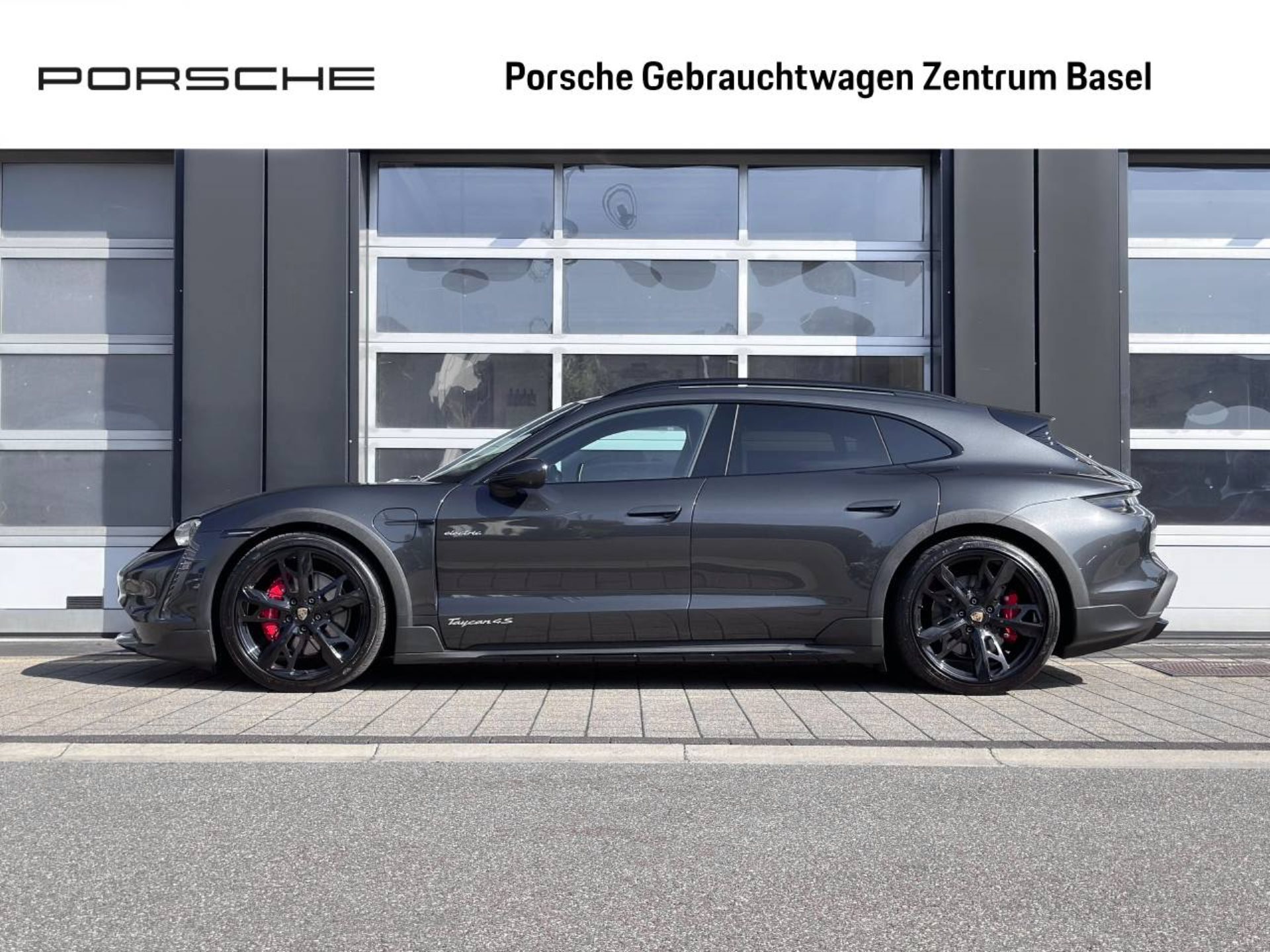 PORSCHE Taycan 4S Cross Turismo-showroom-element-1