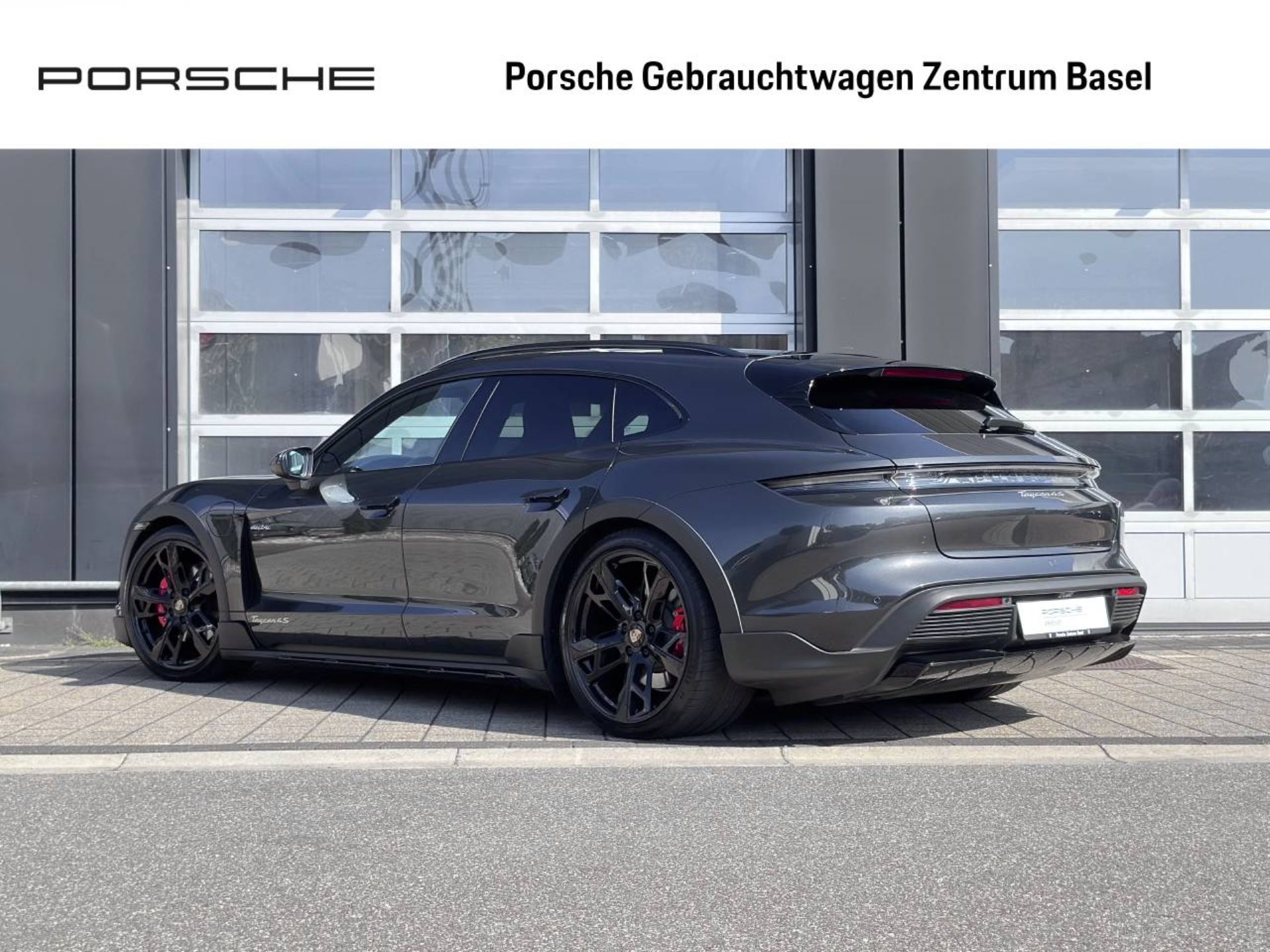 PORSCHE Taycan 4S Cross Turismo-showroom-element-2