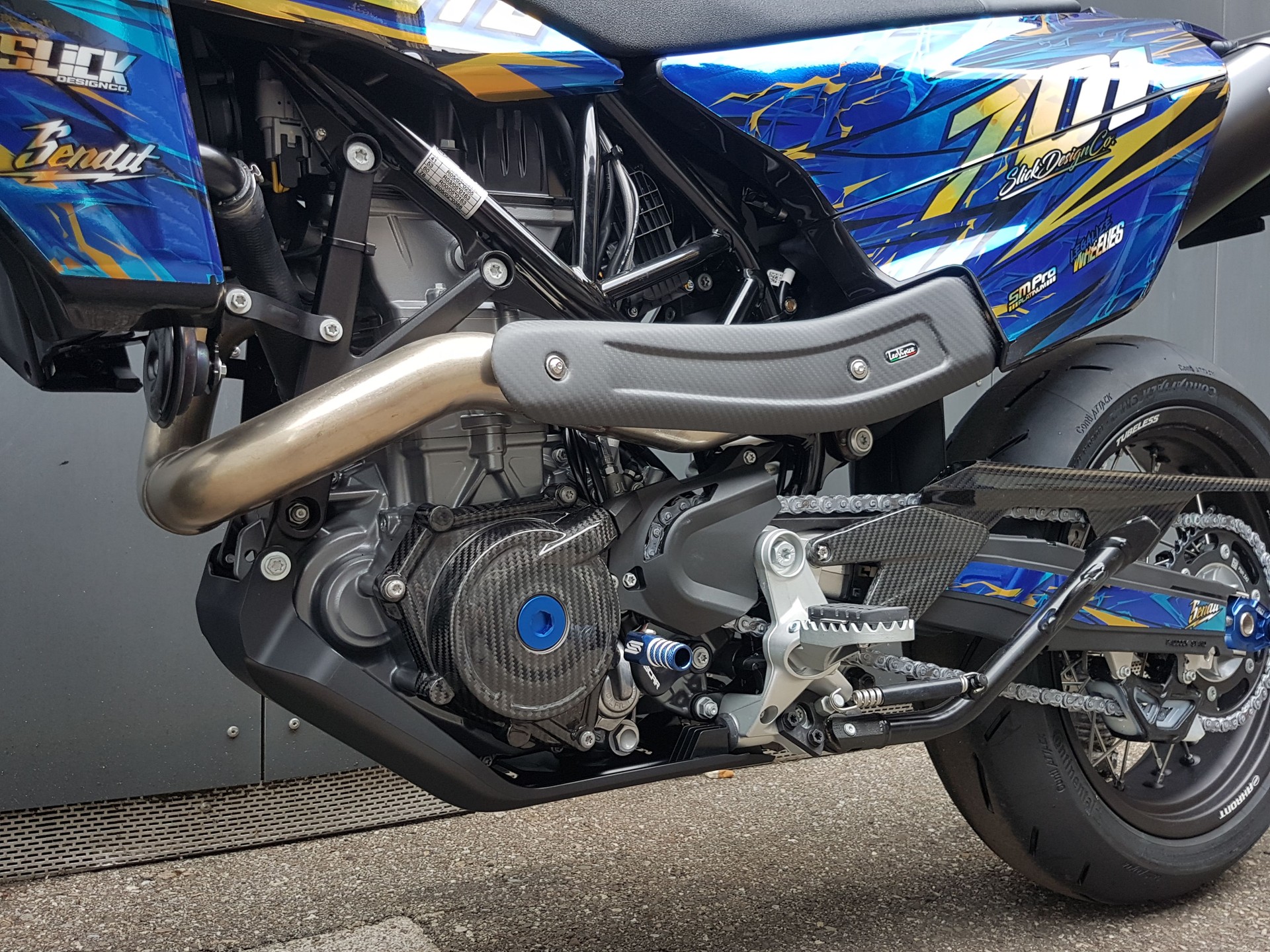 HUSQVARNA 701 Supermoto (35kW)-image-4