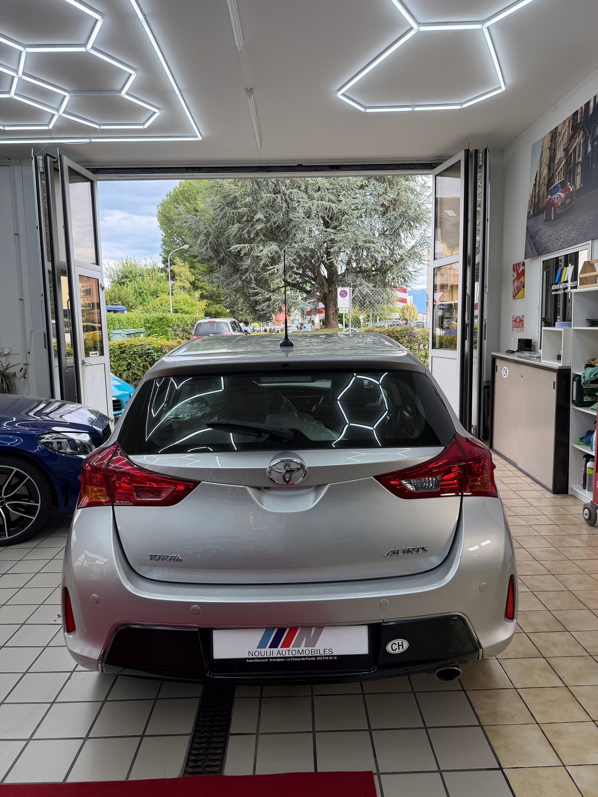 TOYOTA Auris 1.6 Luna Multidrive-showroom-element-3