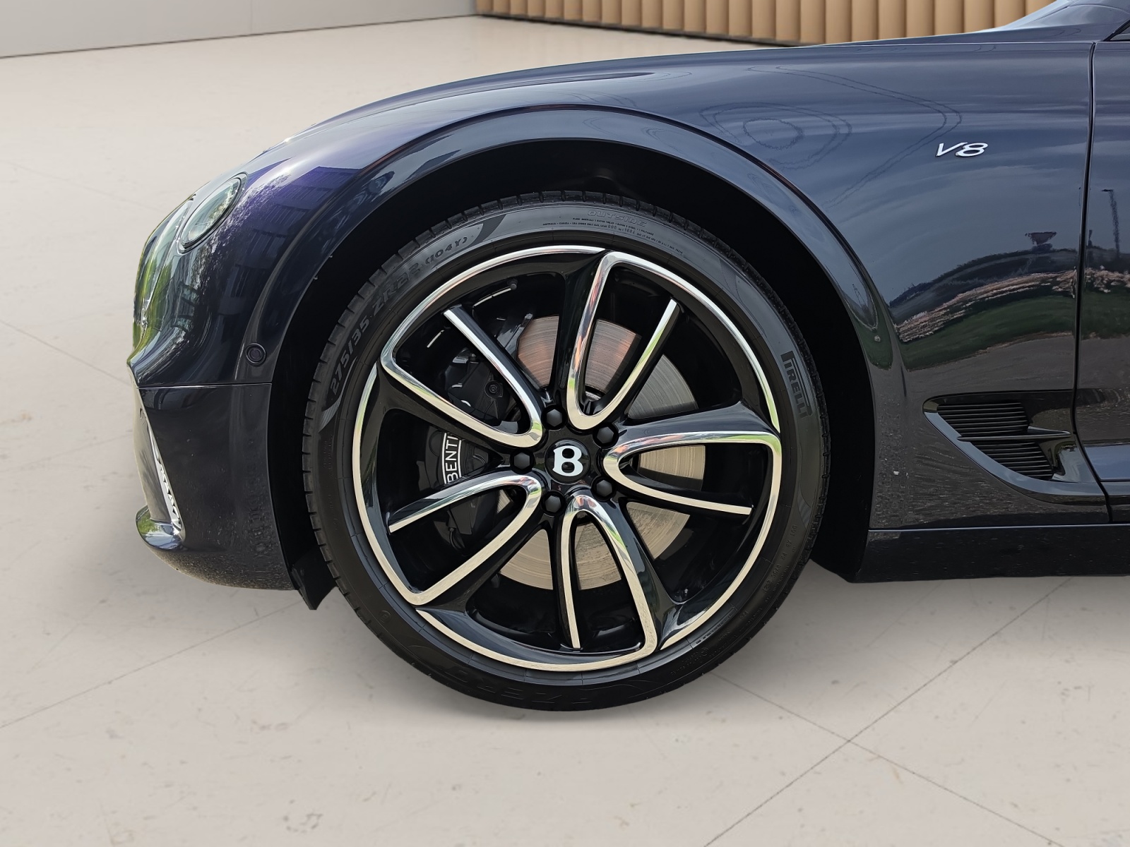BENTLEY Continental GT 4.0 V8 Mulliner- Ausführung aus 1. Hand-image-17