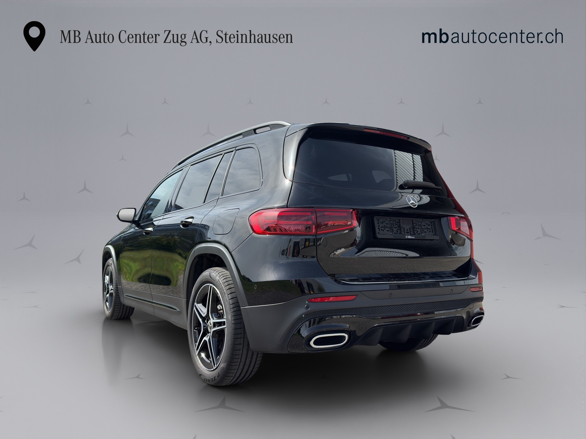 MERCEDES-BENZ GLB 200-showroom-element-3