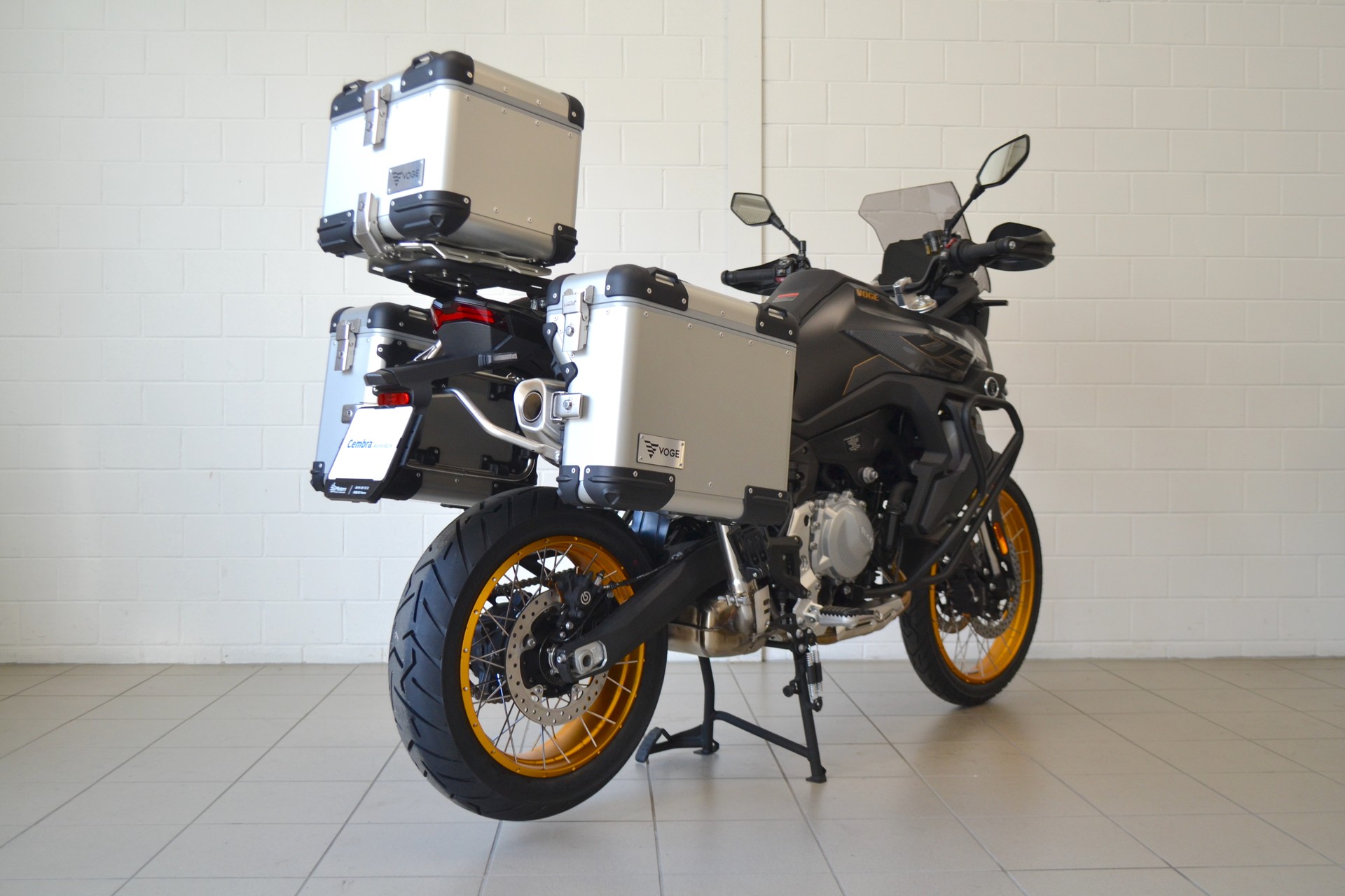 VOGE 900 DSX-image-3