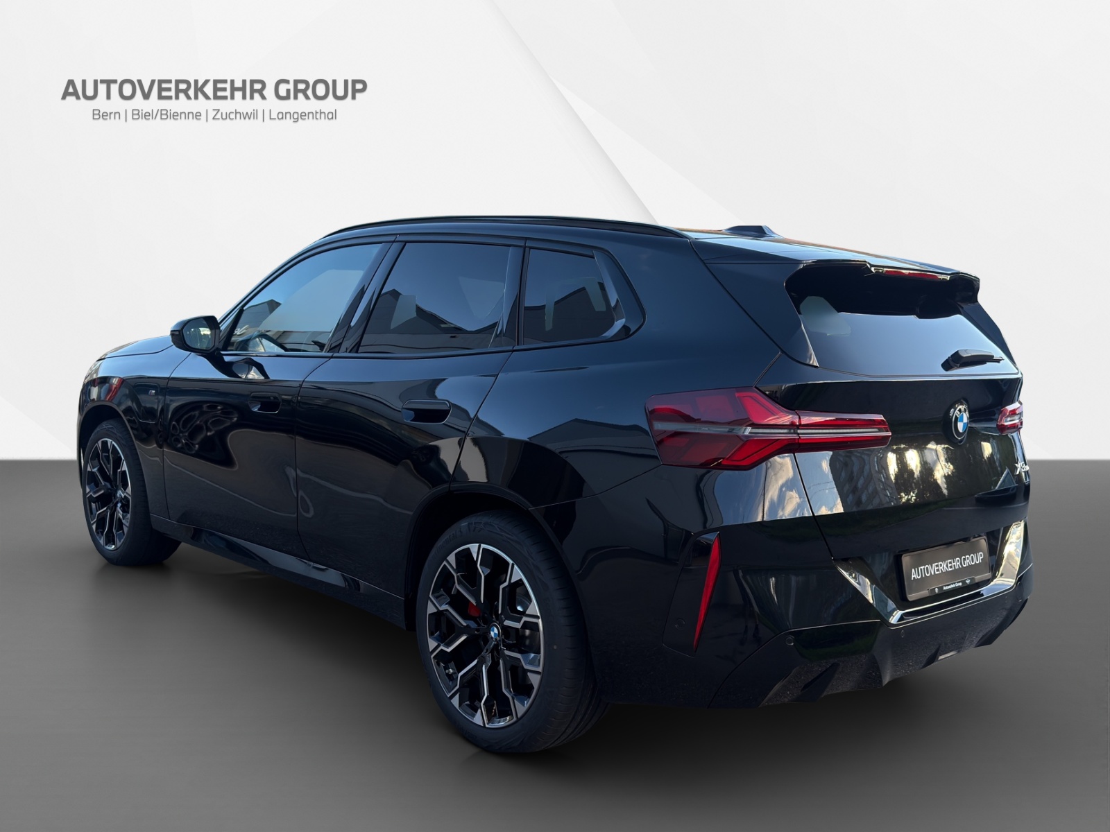 BMW X3 xDrive 30e M Sport Pro-showroom-element-3