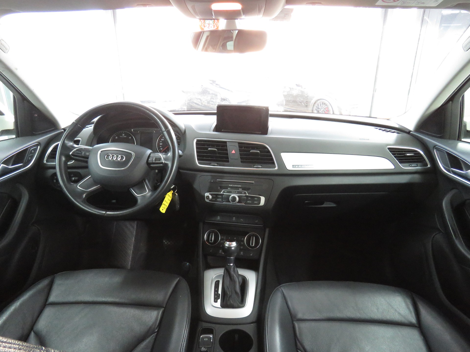 AUDI Q3 2.0 TDI Quattro S-tronic (Automat) ab Platz, Fixpreis !!!-image-13