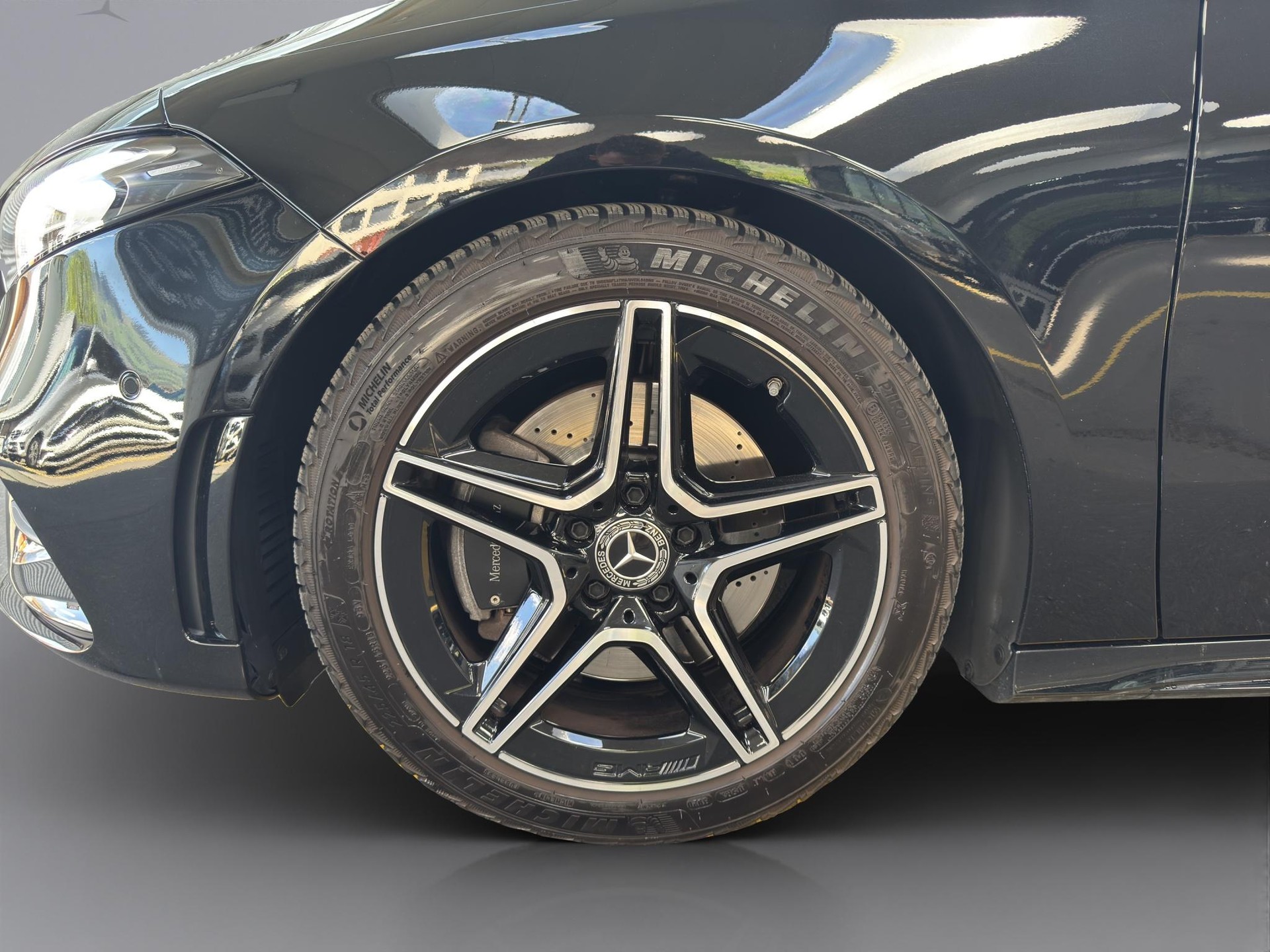 MERCEDES-BENZ A-Klasse W177 A 220 AMG Line 4m-image-19