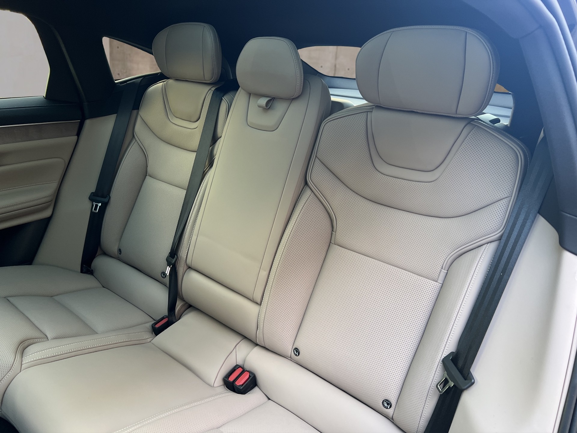 VOLVO ES90 Twin Performance Ultra AWD-image-11
