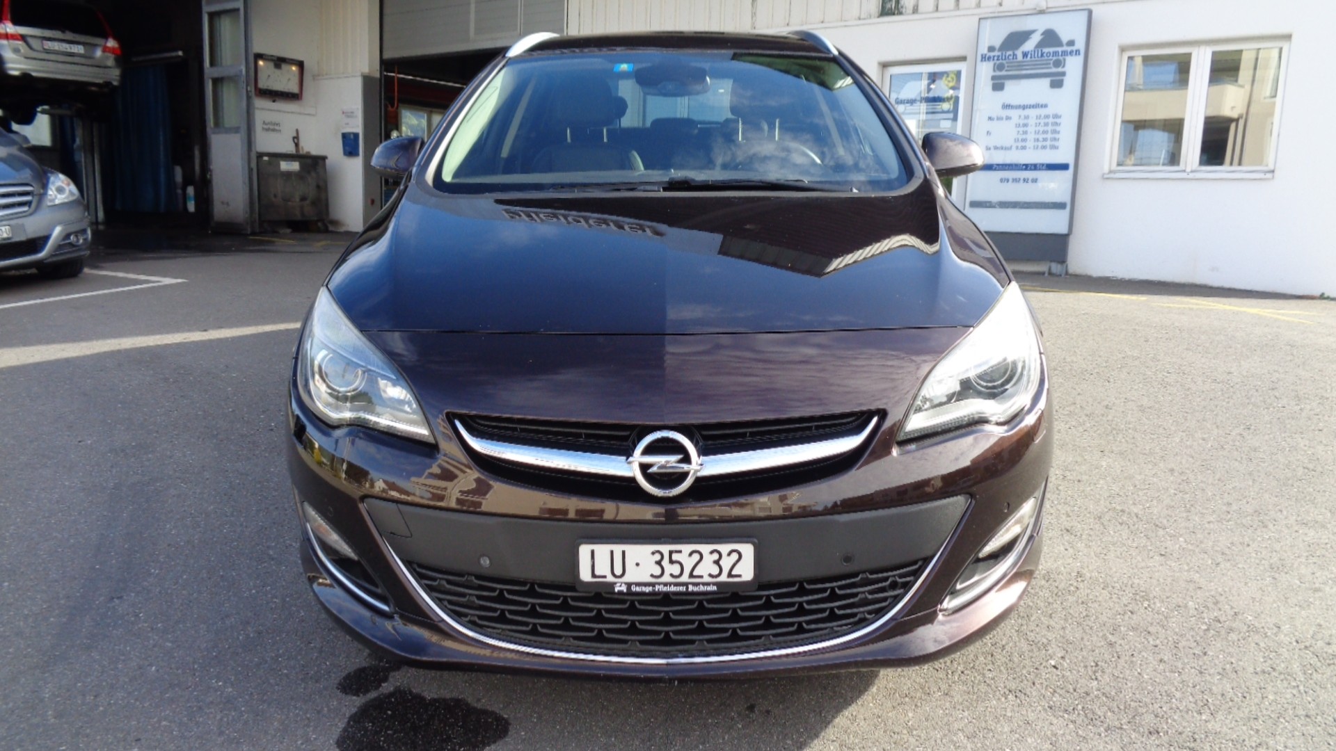 OPEL Astra SportsTourer 1.6i 16V Turbo Cosmo-image-1