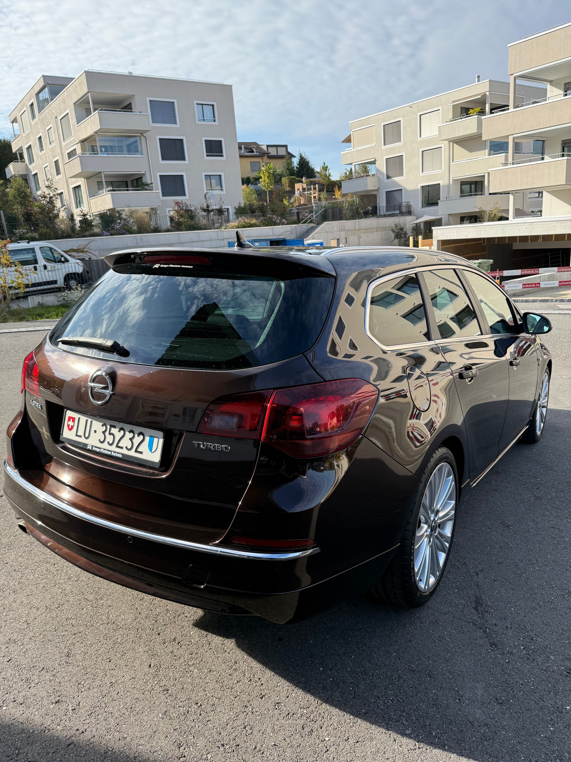 OPEL Astra SportsTourer 1.6i 16V Turbo Cosmo-image-5