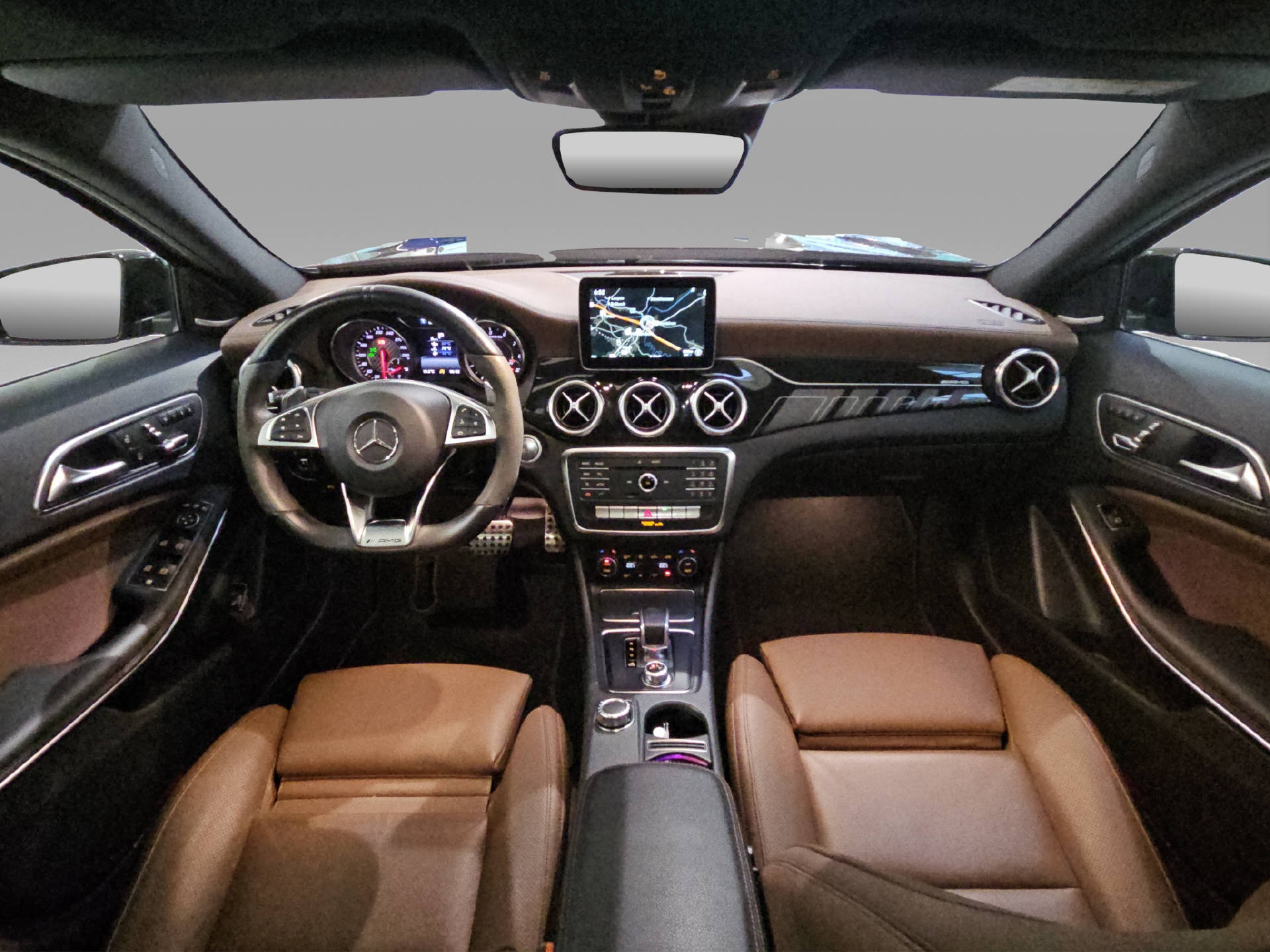 MERCEDES-BENZ GLA 45 AMG 4m-image-6