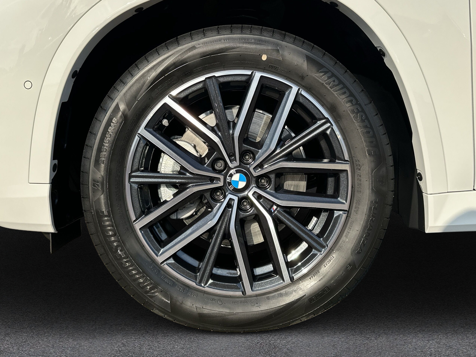 BMW X1 sDrive 20i 48V M Sport **Action de leasing à 0.0%**-image-8