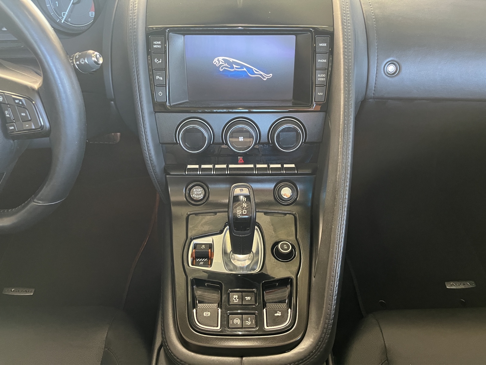 JAGUAR F-Type Convertible 5.0 V8 S-image-7