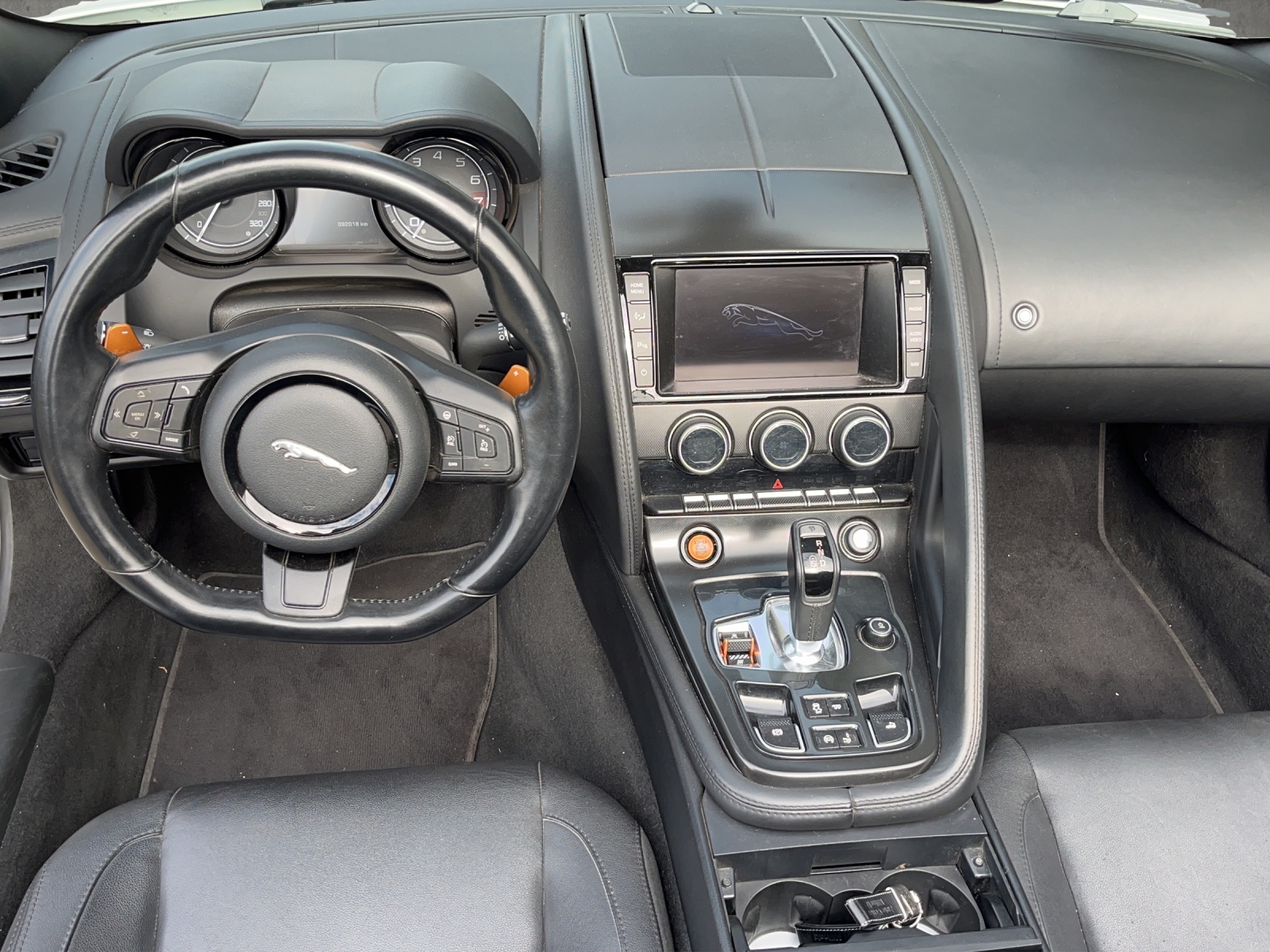 JAGUAR F-Type Convertible 5.0 V8 S-image-9