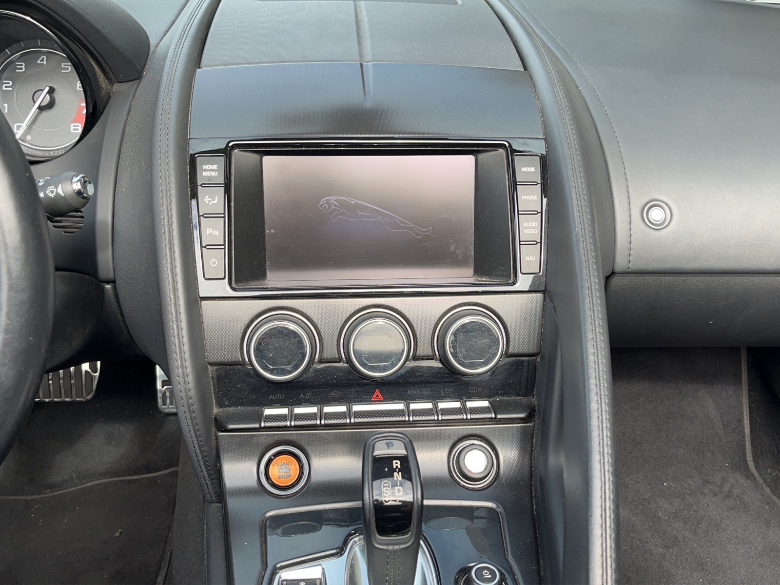JAGUAR F-Type Convertible 5.0 V8 S-image-10
