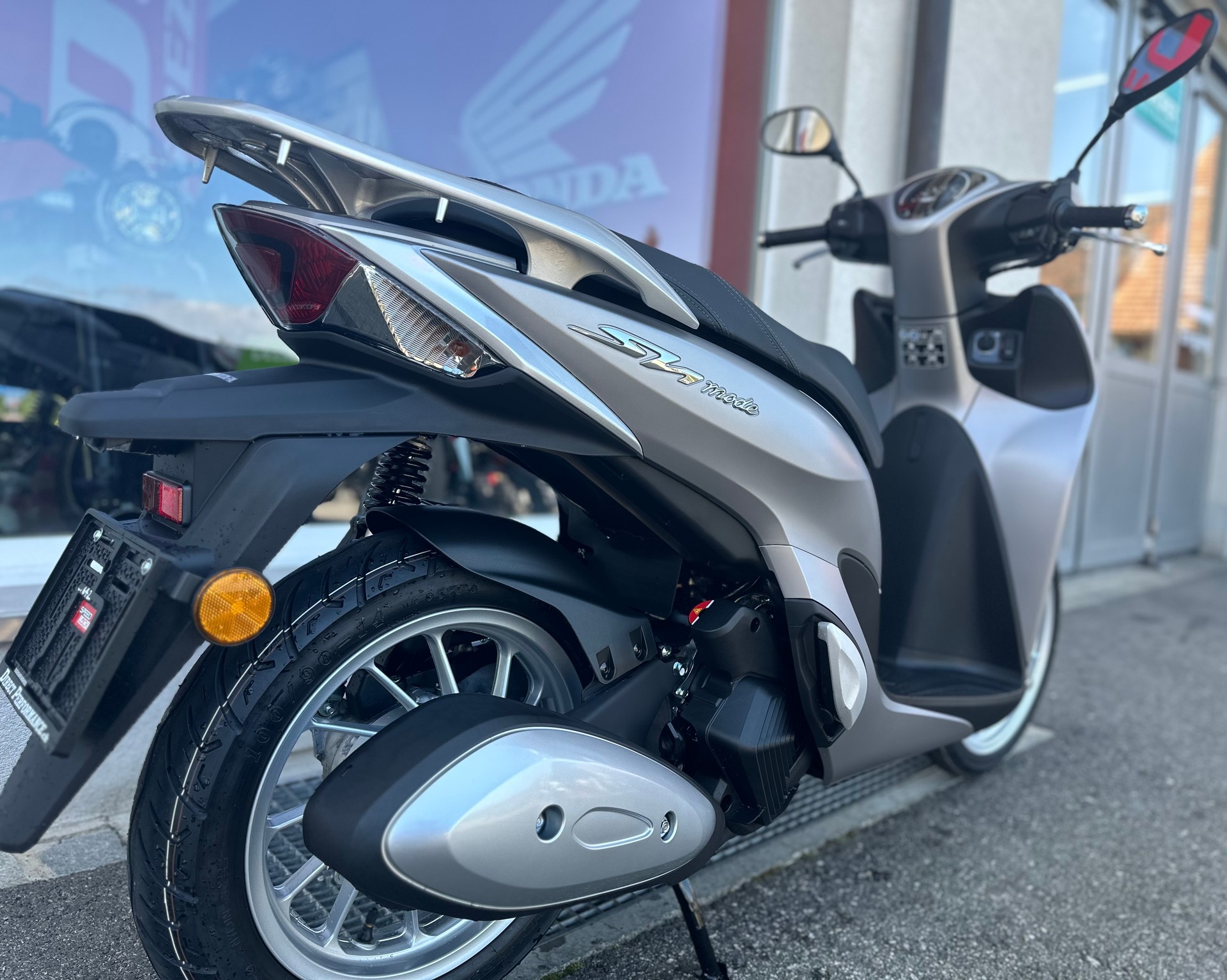HONDA SH 125 Mode-image-5