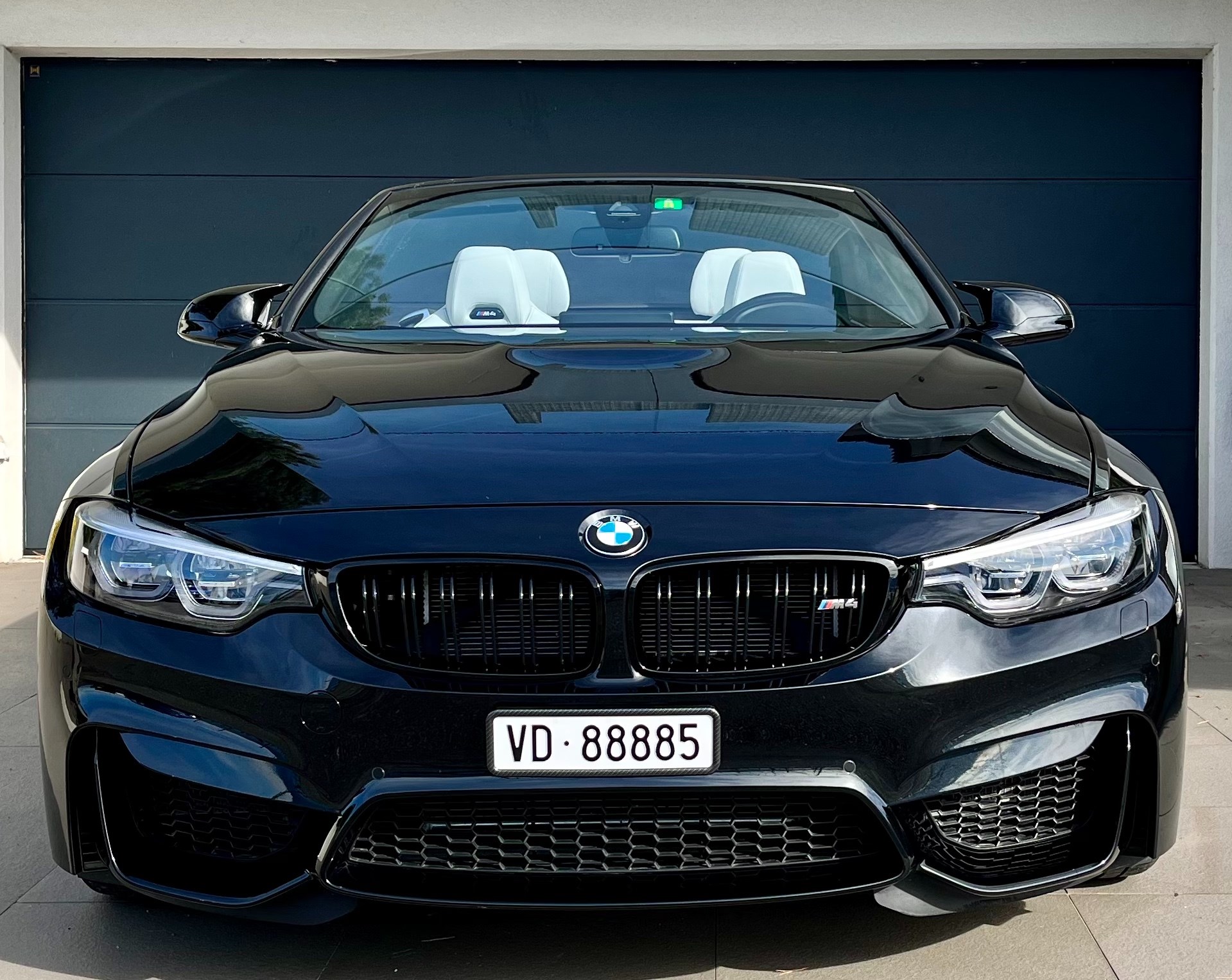 BMW M4 Cabriolet Drivelogic M Competition-image-4