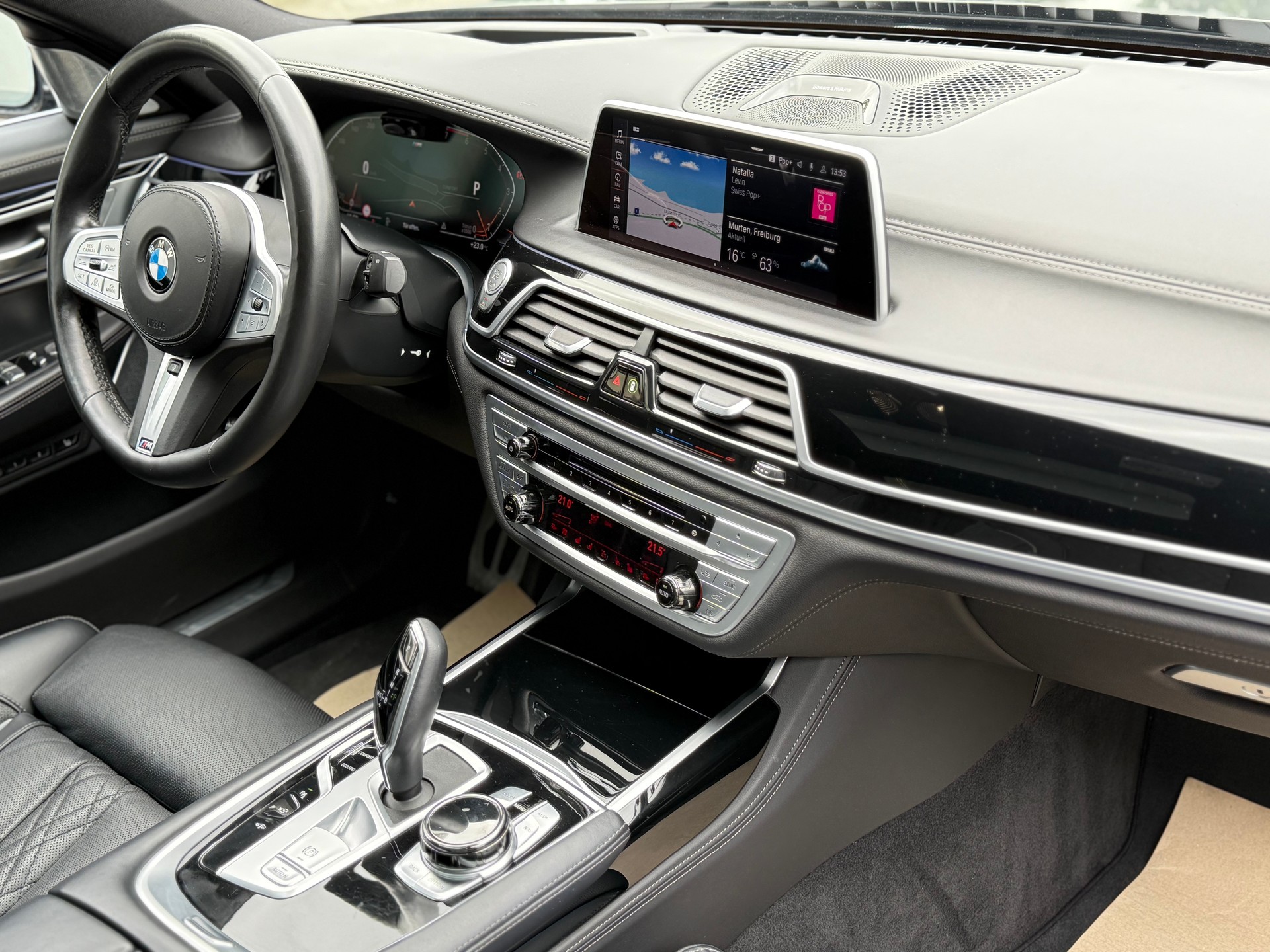 BMW 750Li xDrive Steptronic-image-12