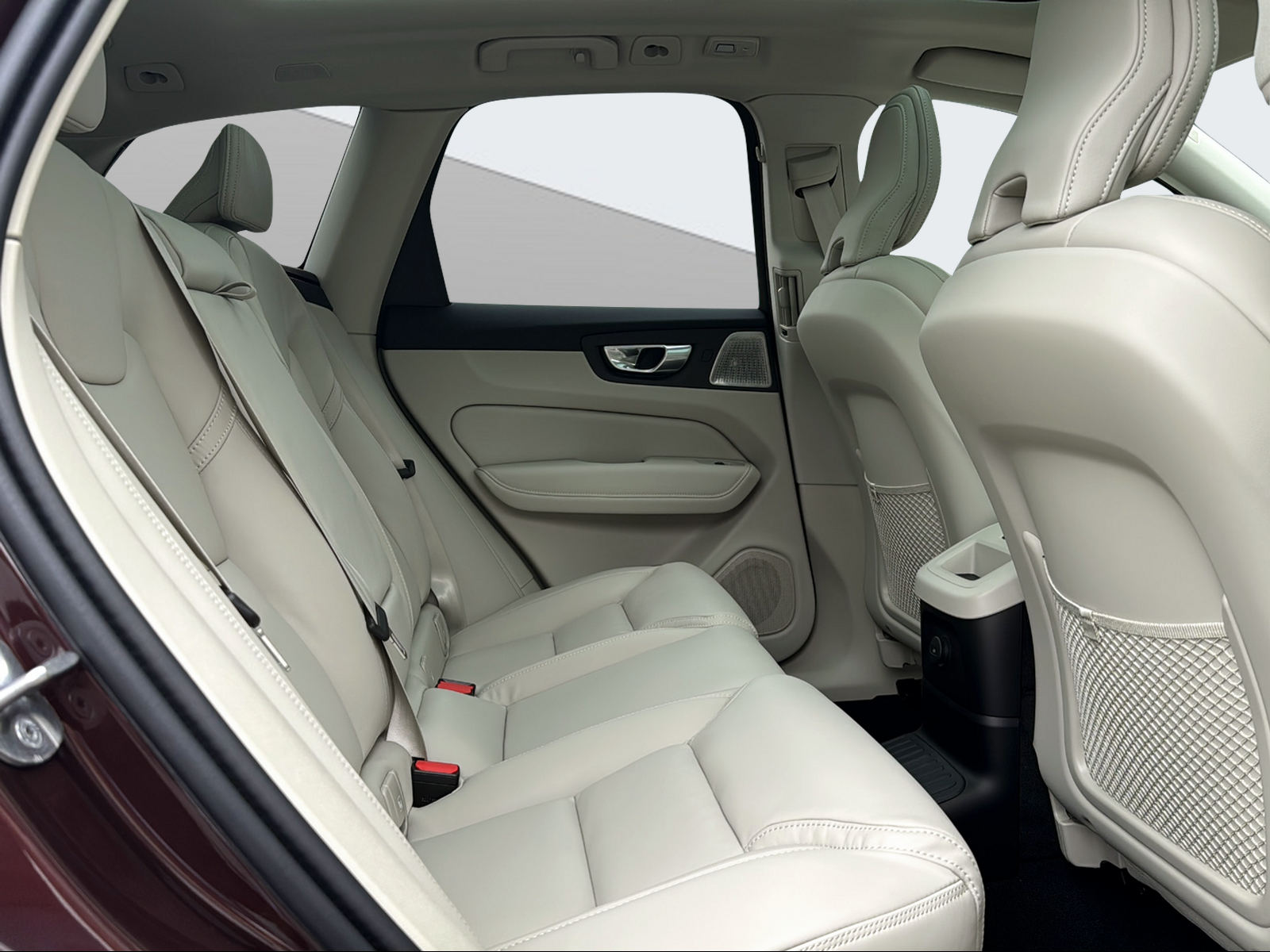 VOLVO XC60 2.0 T8 TE Ultra Bright eAWD-image-10