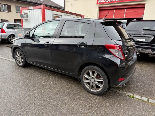 TOYOTA Yaris 1.33 Style Multidrive-image-7