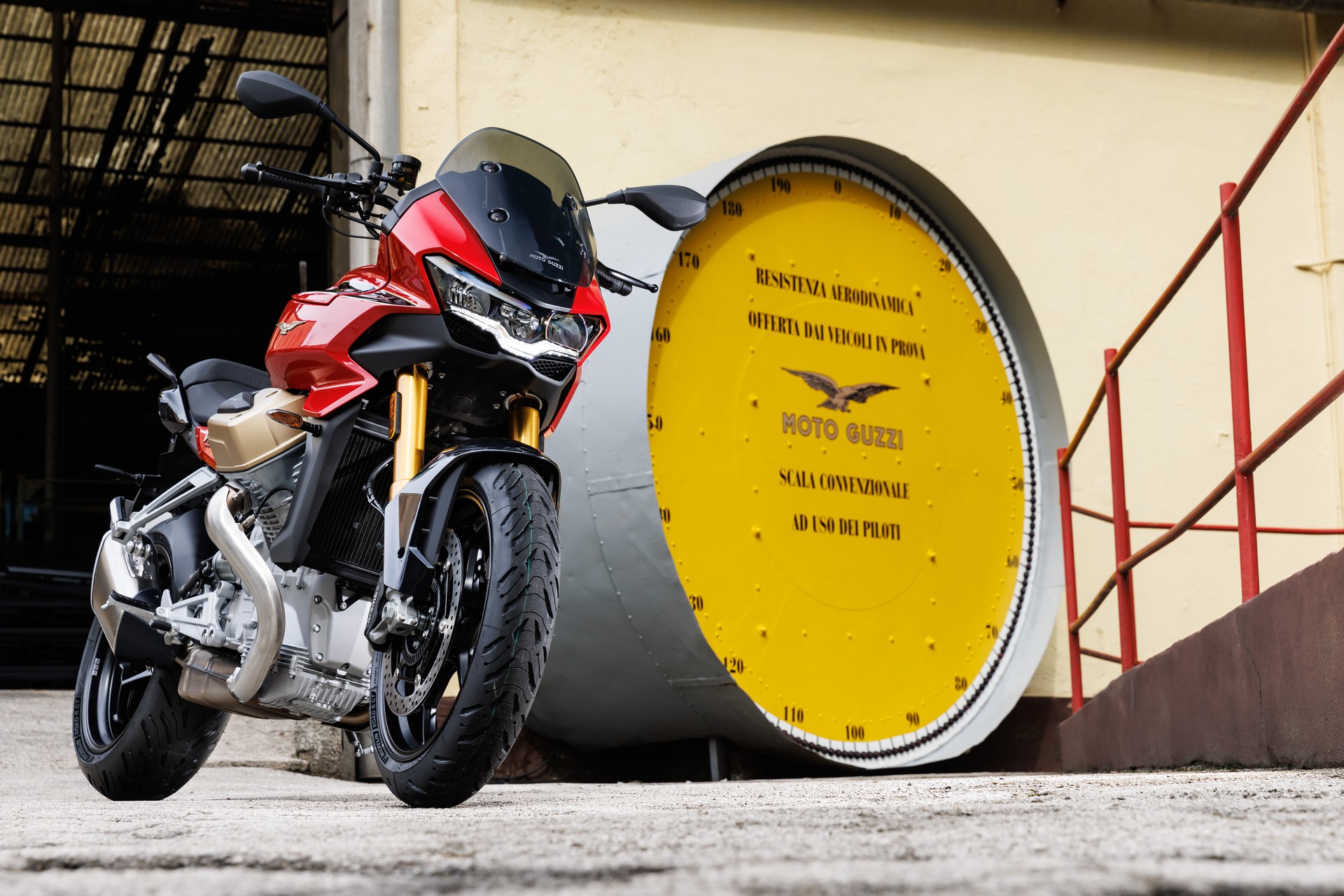 MOTO GUZZI V100 Mandello S Wind Tunnel E5+-image-0