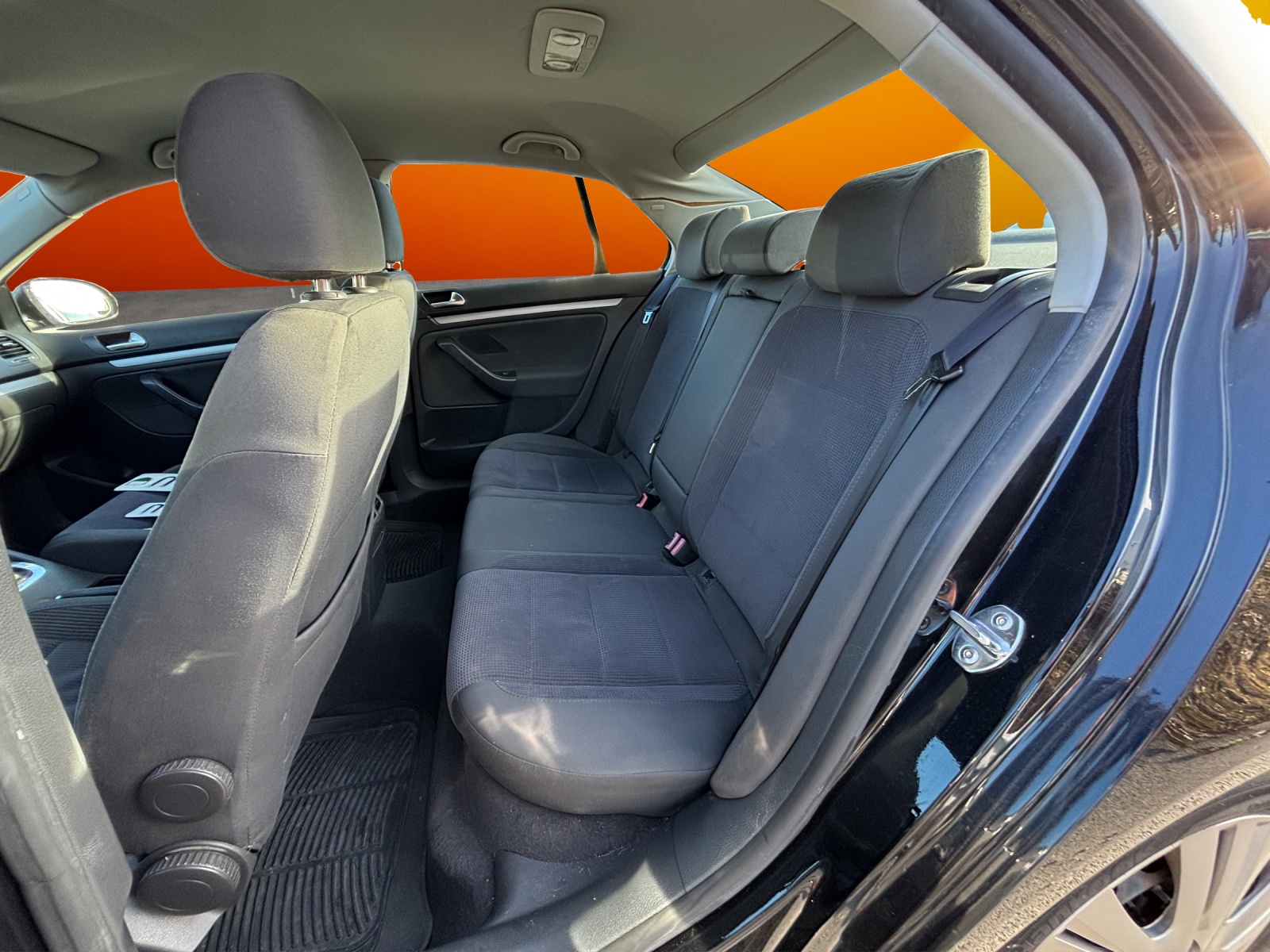 VW Jetta 2.0 FSI Comfortline-image-11