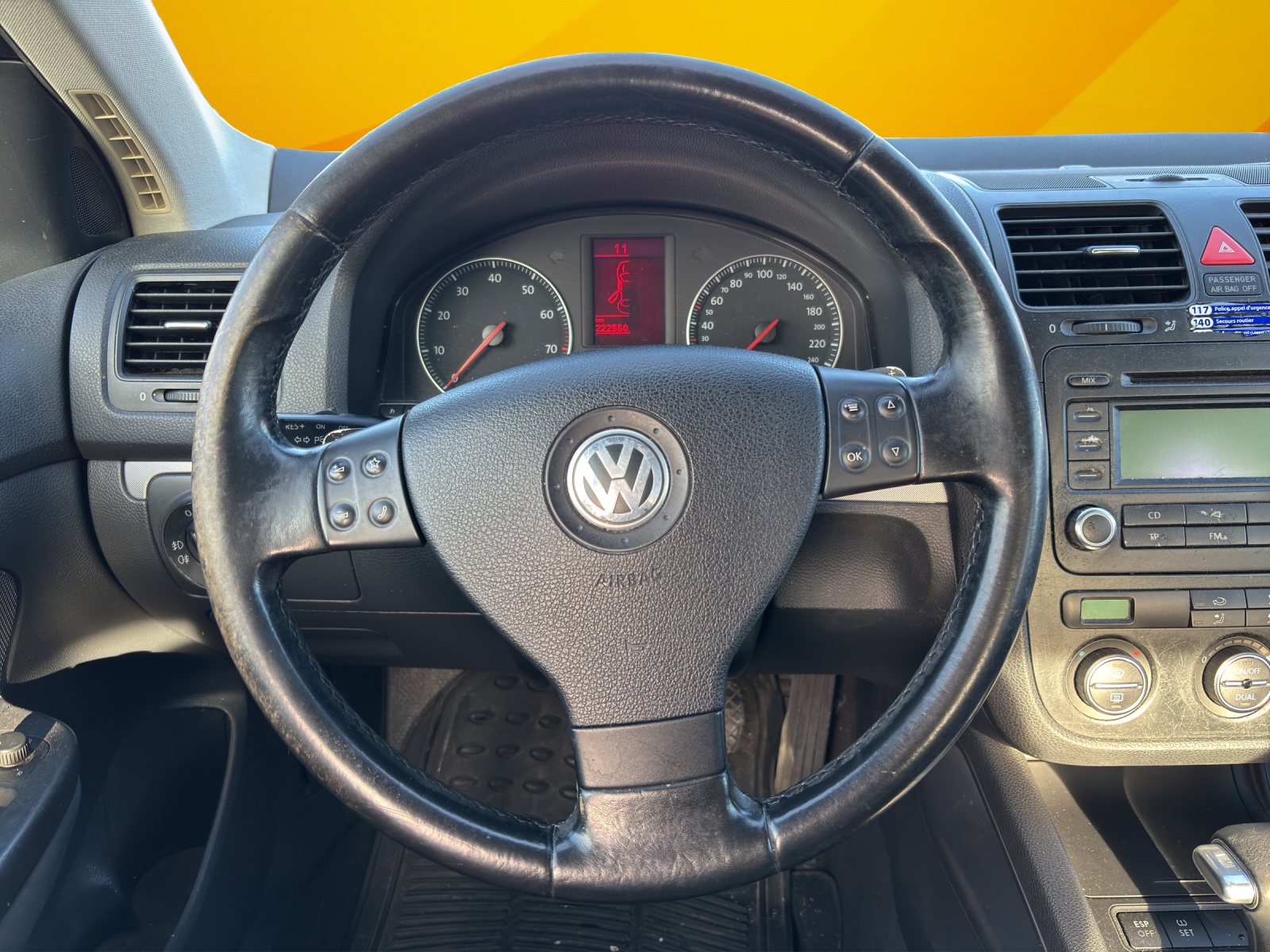 VW Jetta 2.0 FSI Comfortline-image-10
