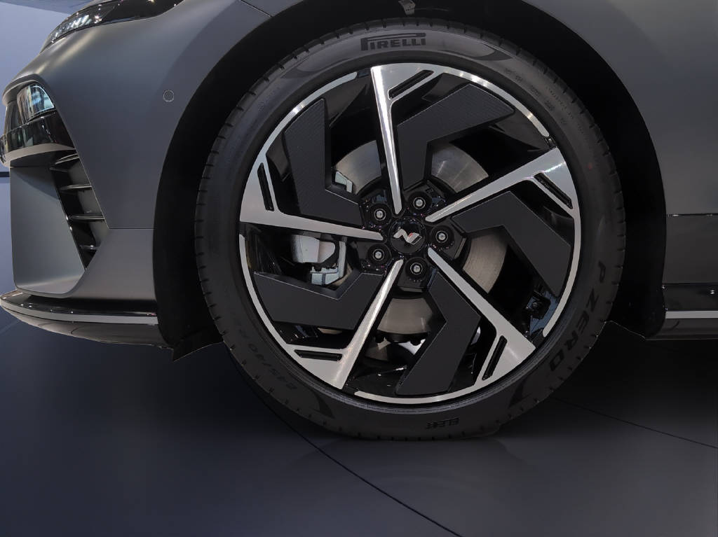 HYUNDAI IONIQ 6 N-Line 84 KWH 4WD-image-6