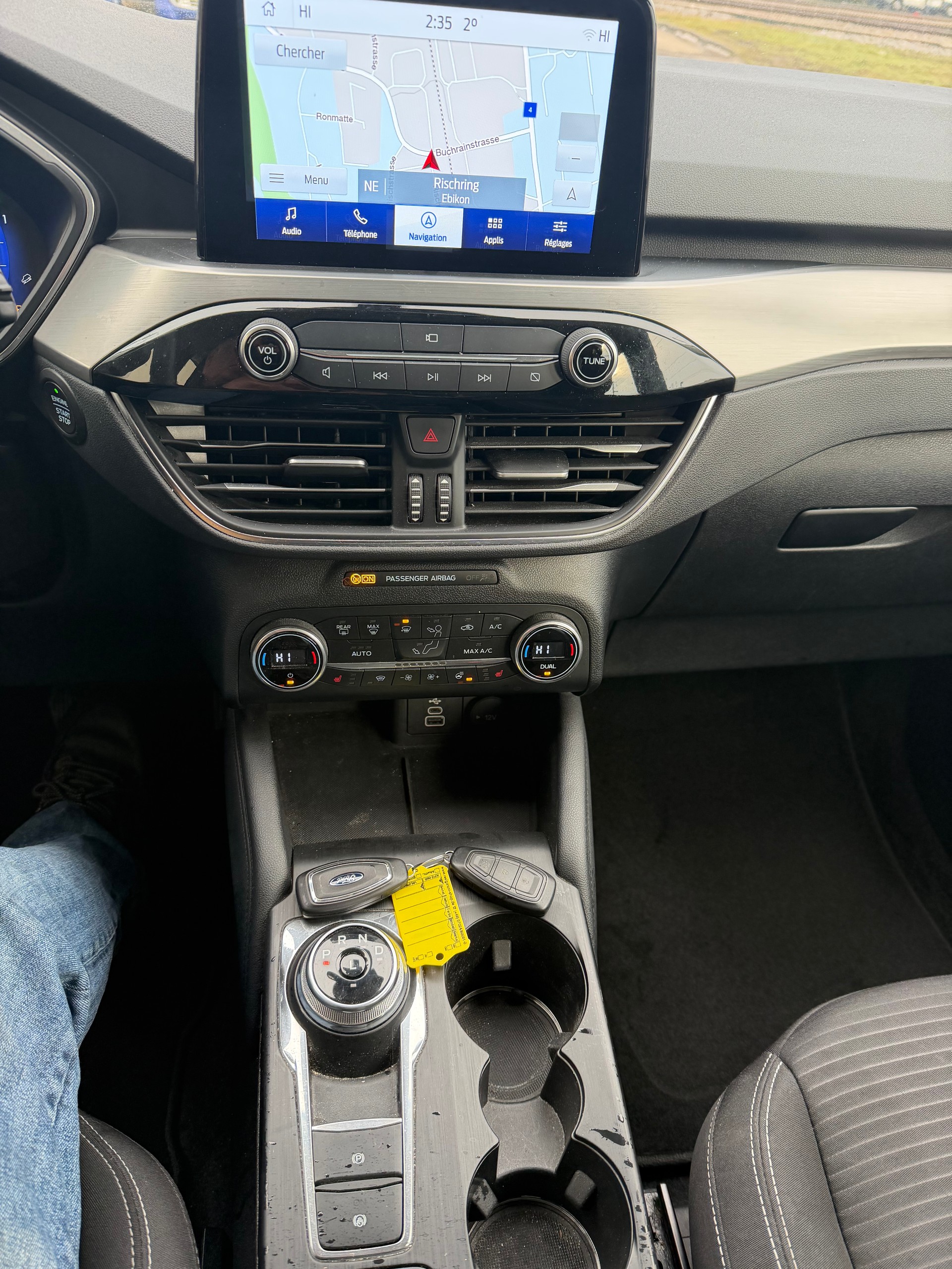 FORD Kuga 2.5 FHEV Titanium 4WD-image-6