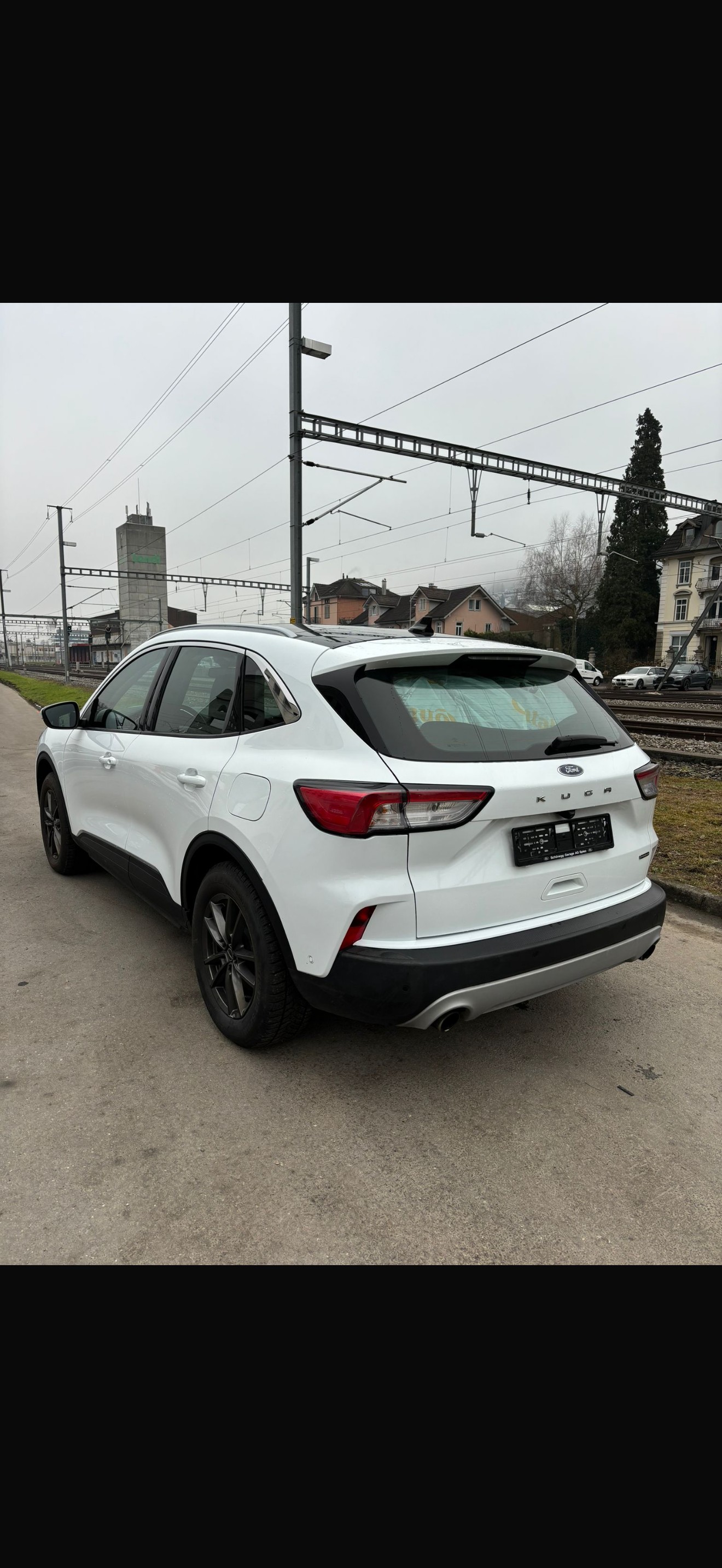 FORD Kuga 2.5 FHEV Titanium 4WD-image-14