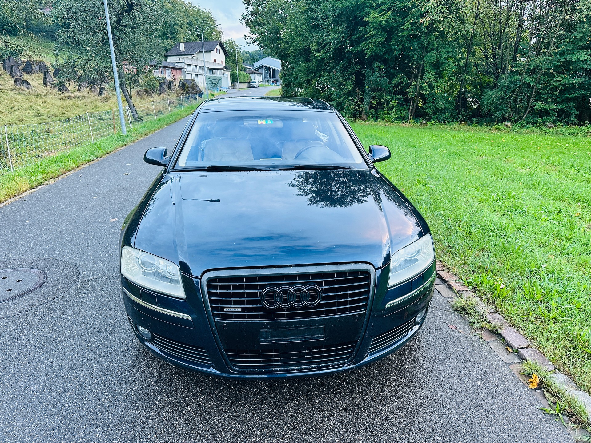 AUDI A8 4.2 FSI quattro tiptronic-image-2