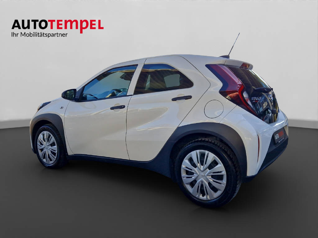 TOYOTA Aygo X 1.0 VVT-i Active 45868/006-showroom-element-2