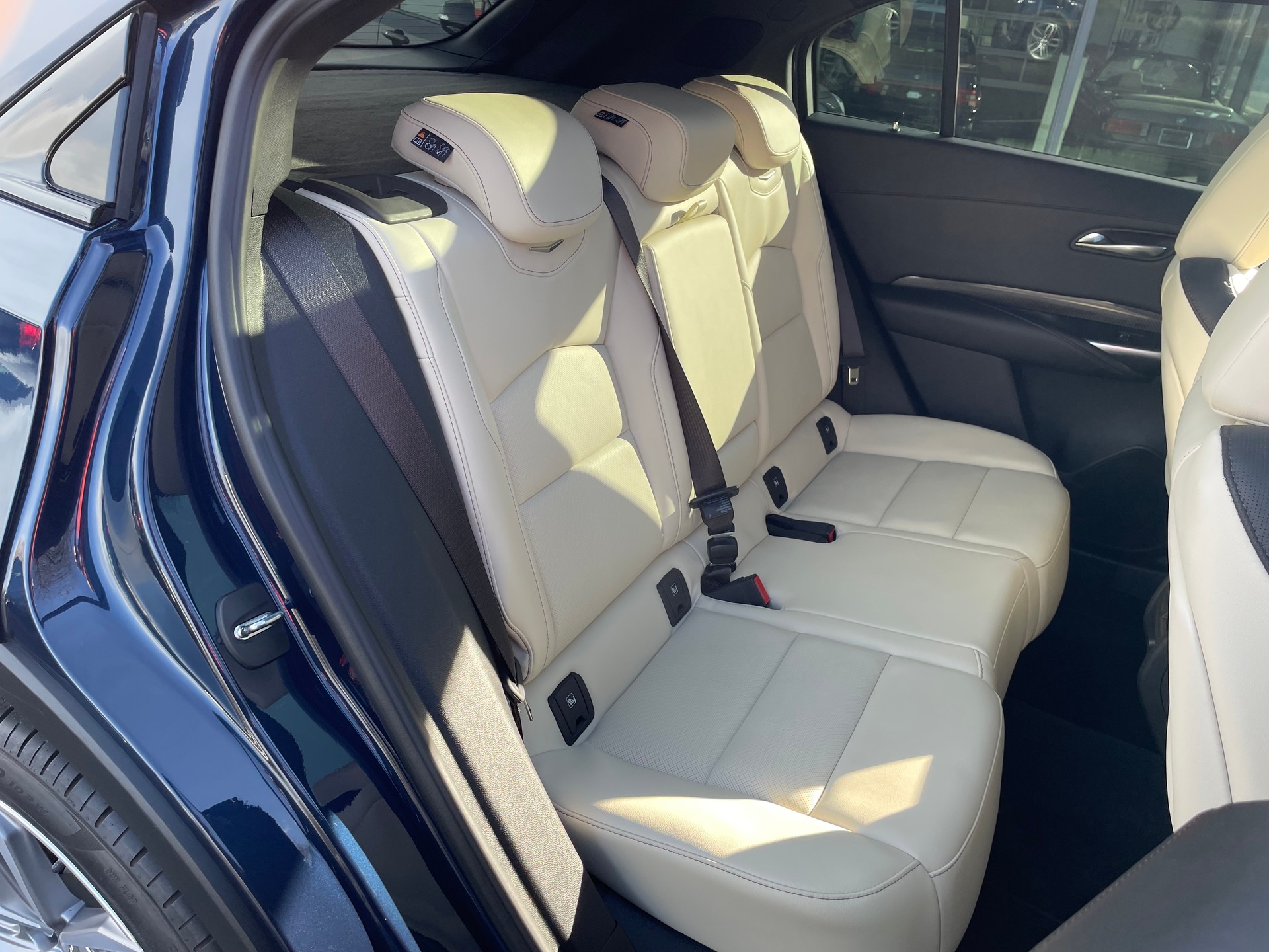 CADILLAC XT4 350T 2.0 Sport AWD Automat-image-11