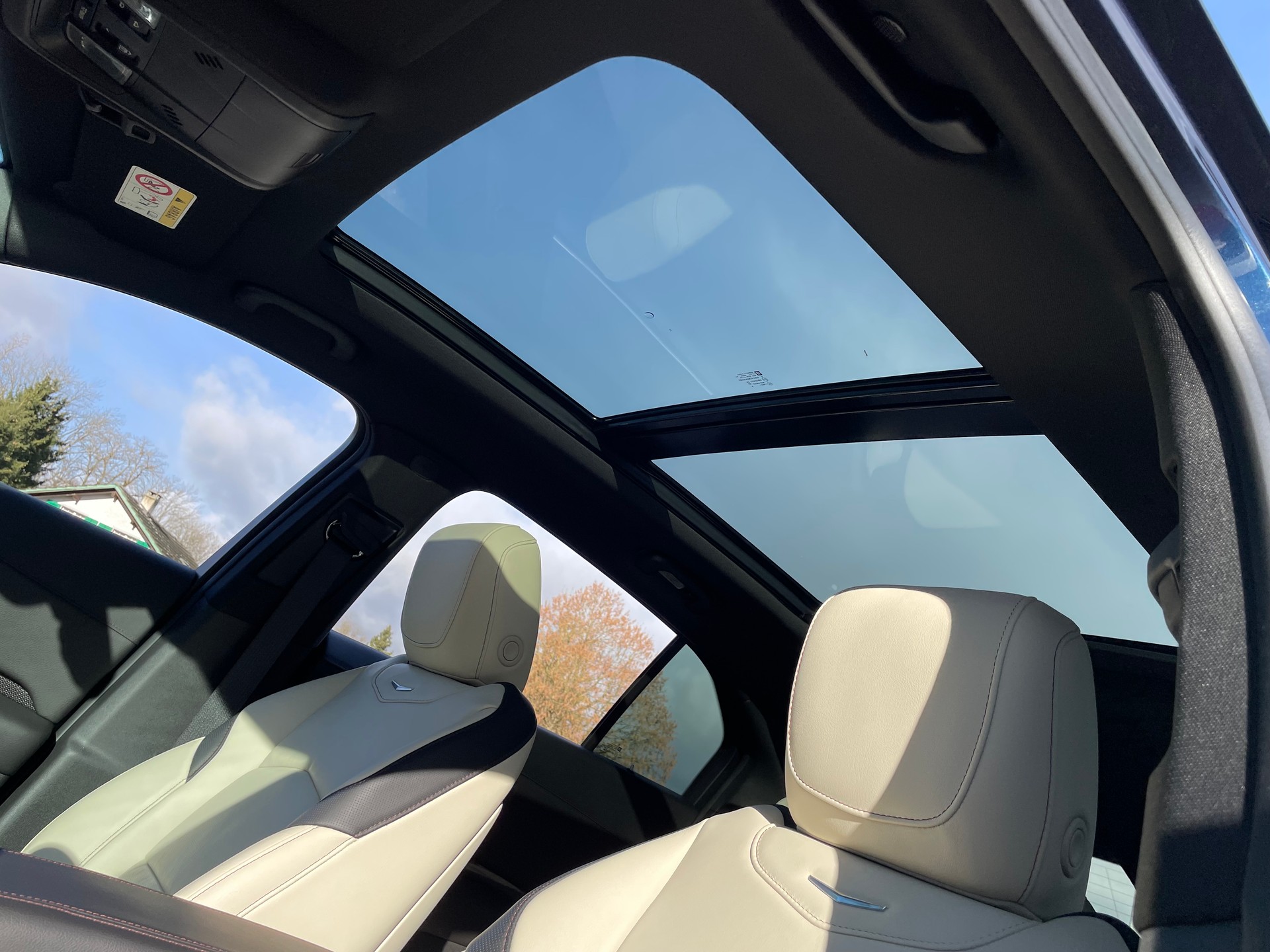 CADILLAC XT4 350T 2.0 Sport AWD Automat-image-13
