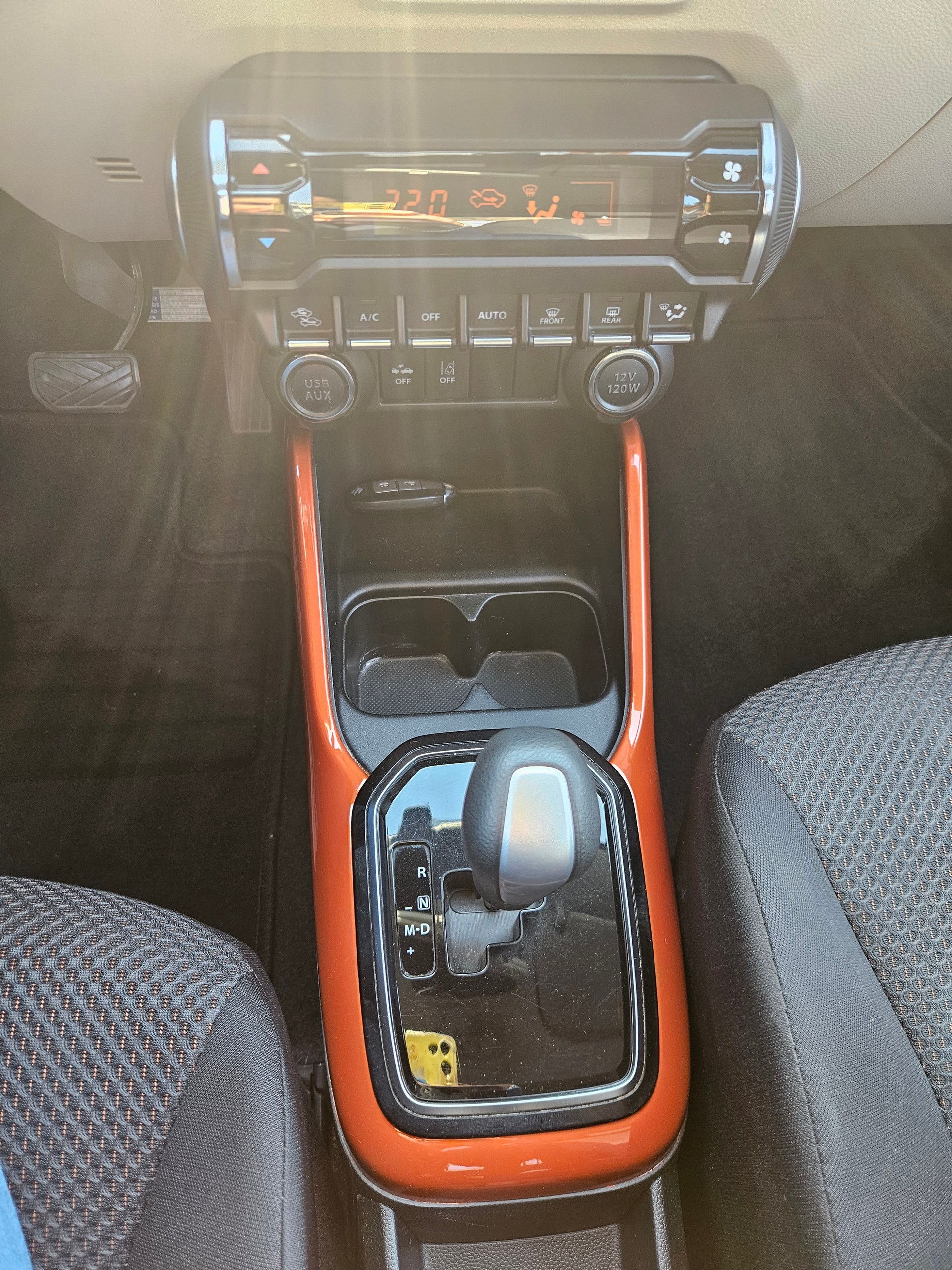 SUZUKI Ignis 1.2i Compact Top AGS-image-8