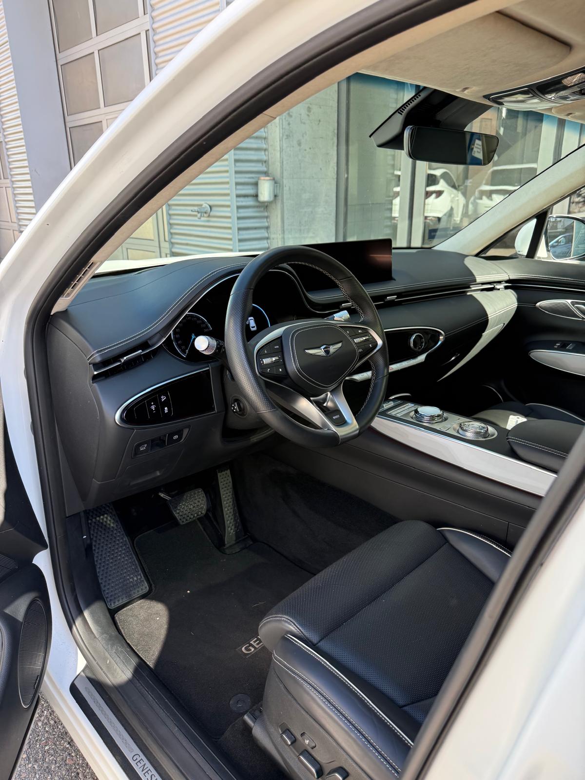GENESIS GV70 Dual Motor Sport AWD-image-7