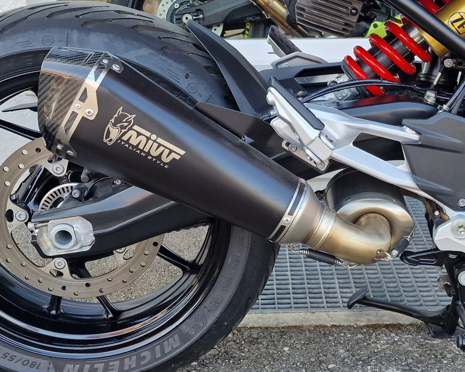 BMW F 900 XR ABS-image-1