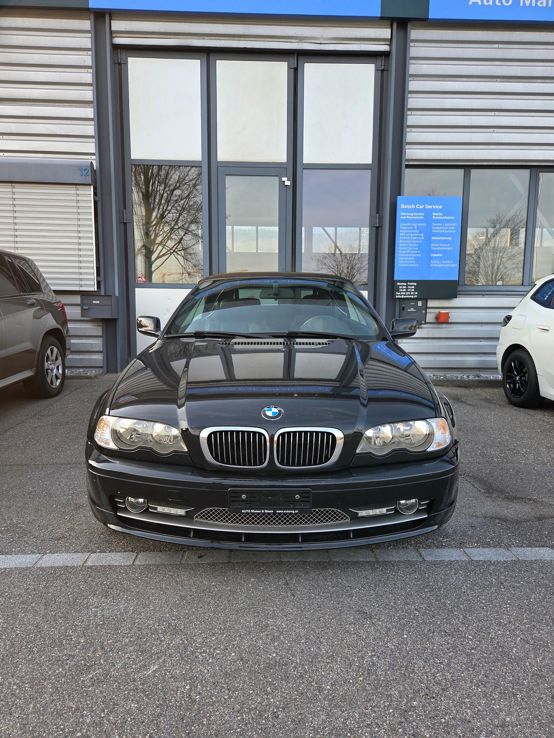 BMW 330Ci Cabriolet-image-8