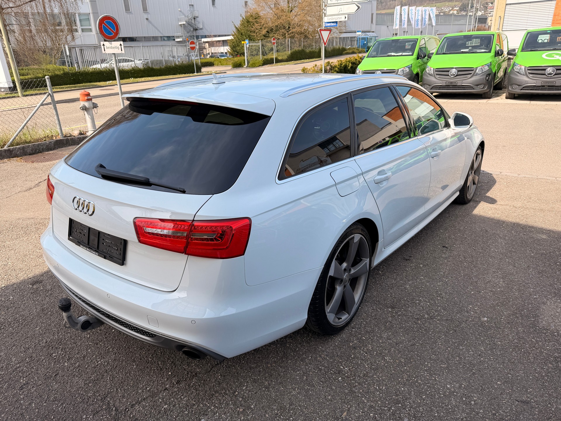 AUDI A6 Avant 3.0 TFSI V6 quattro S-tronic-image-4