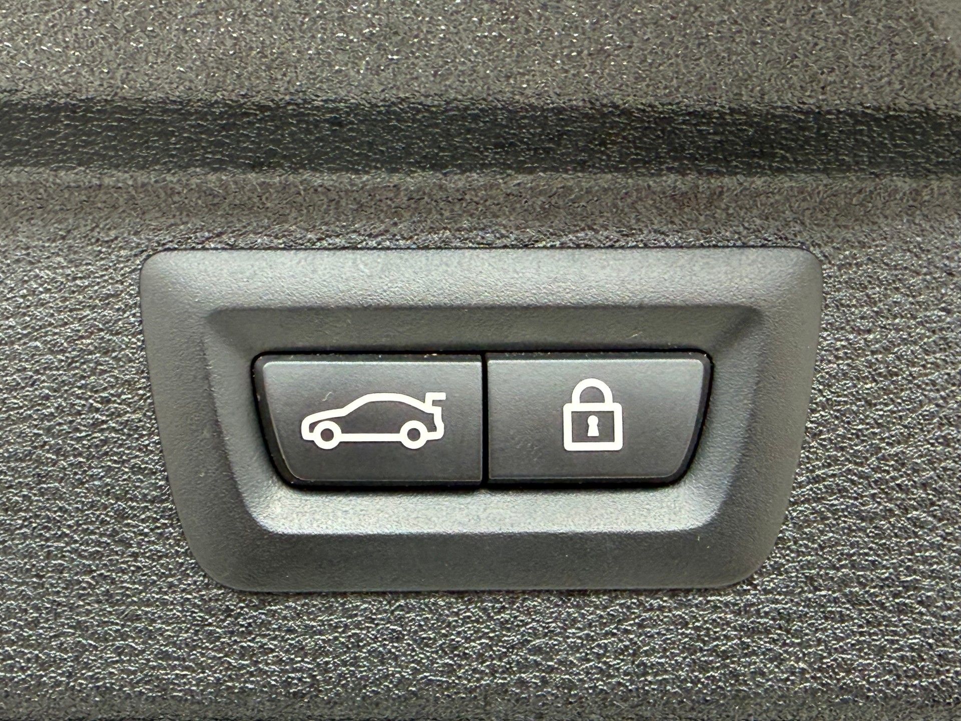 BMW X5 xDrive 30d Steptronic-image-21