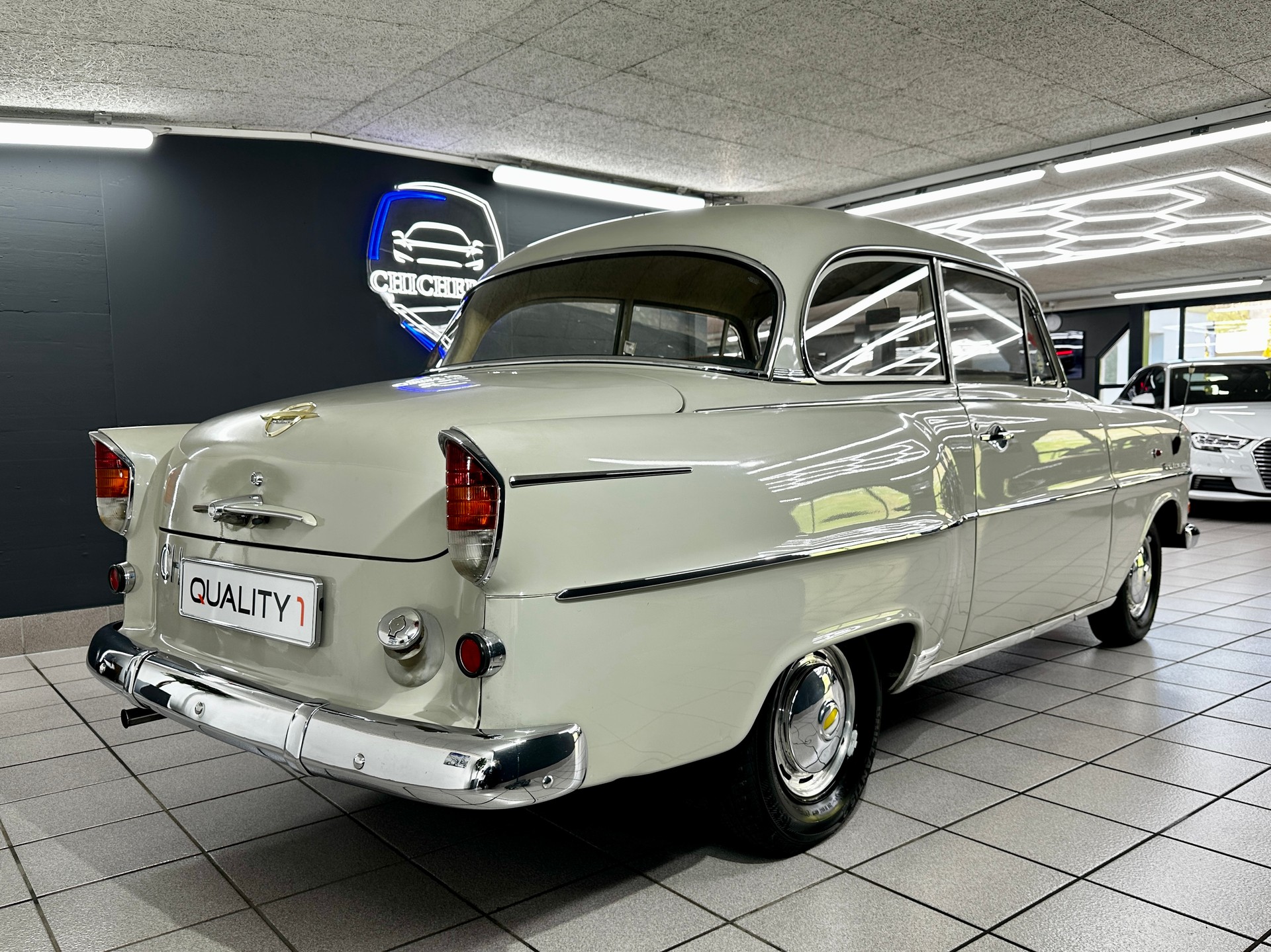 OPEL Olympia Rekord 1500 Veteranenfahrzeug-showroom-element-2