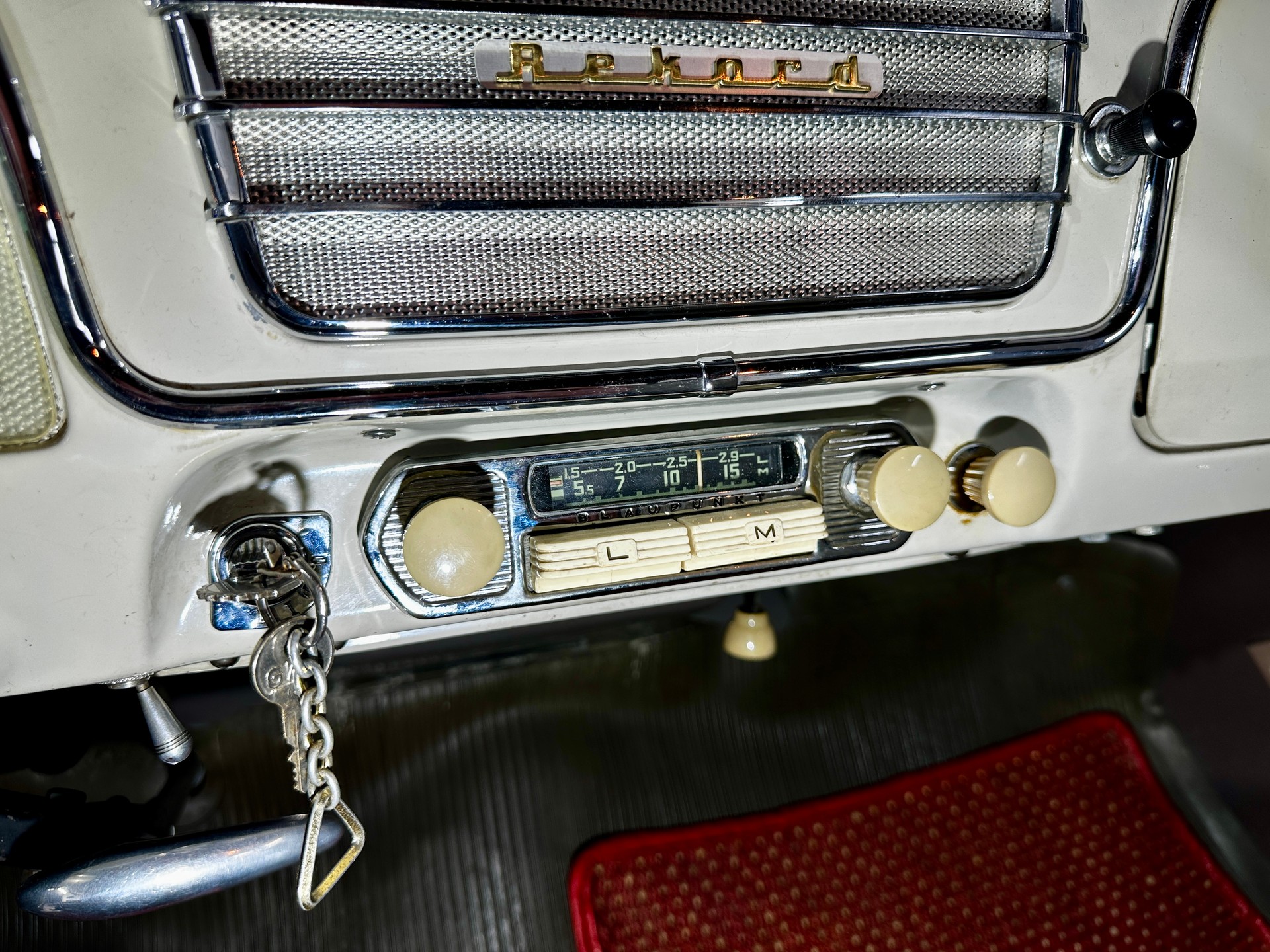 OPEL Olympia Rekord 1500 Veteranenfahrzeug-image-20