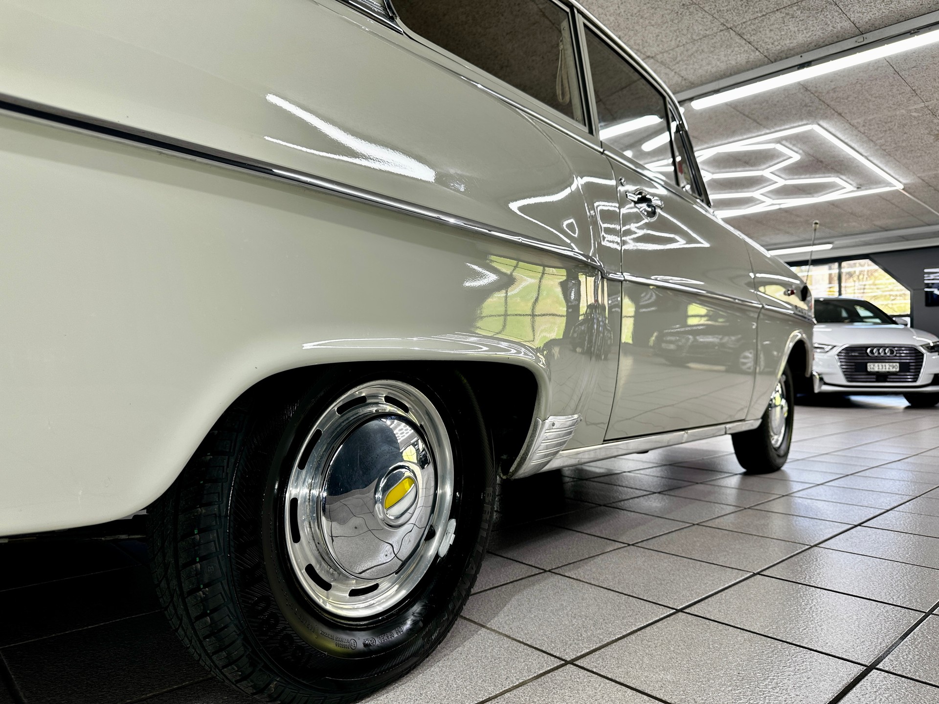 OPEL Olympia Rekord 1500 Veteranenfahrzeug-image-12
